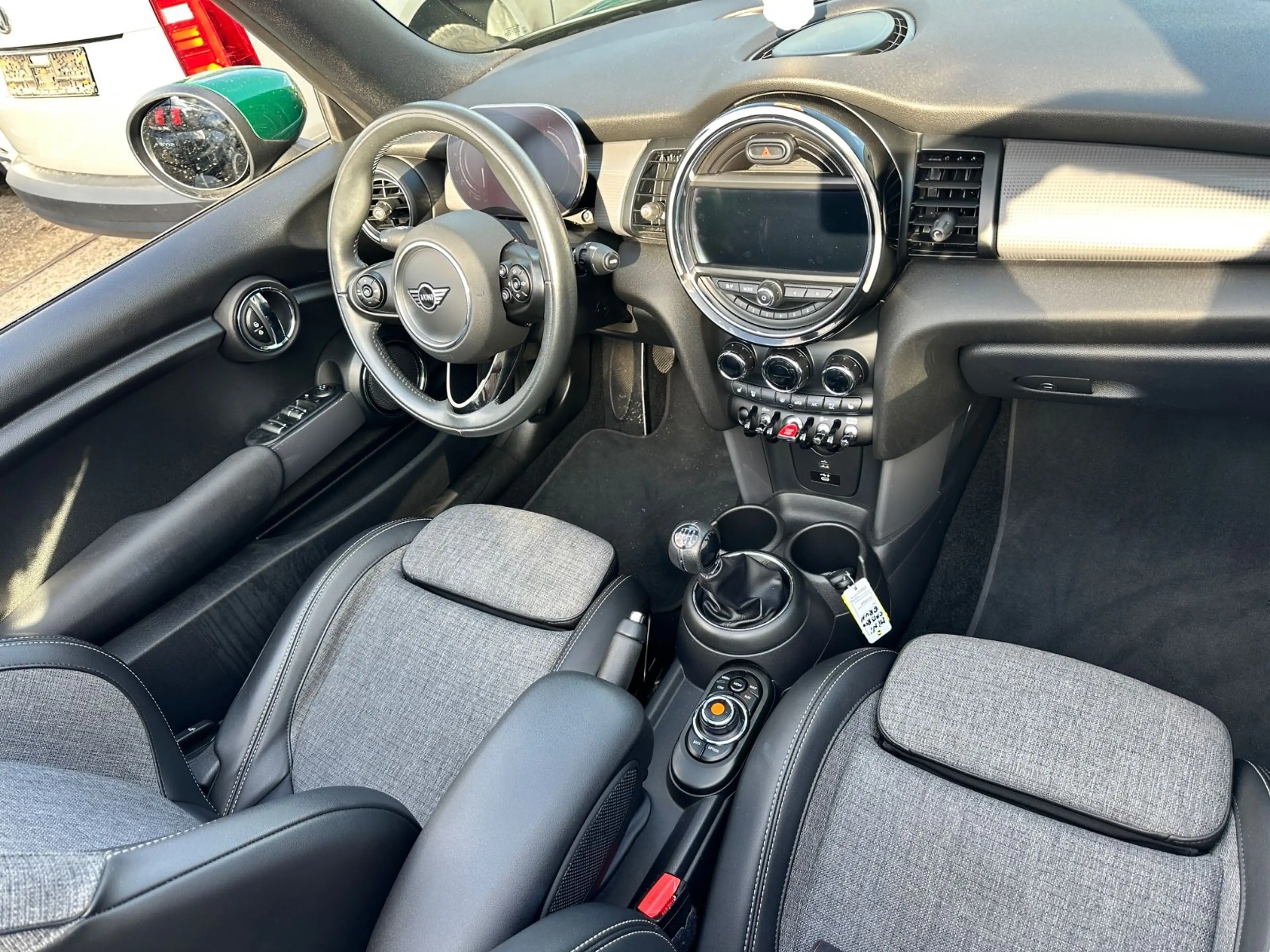 MINI Cooper Cabrio *LED*Leder*Navi*British Green *SH* — photo 9