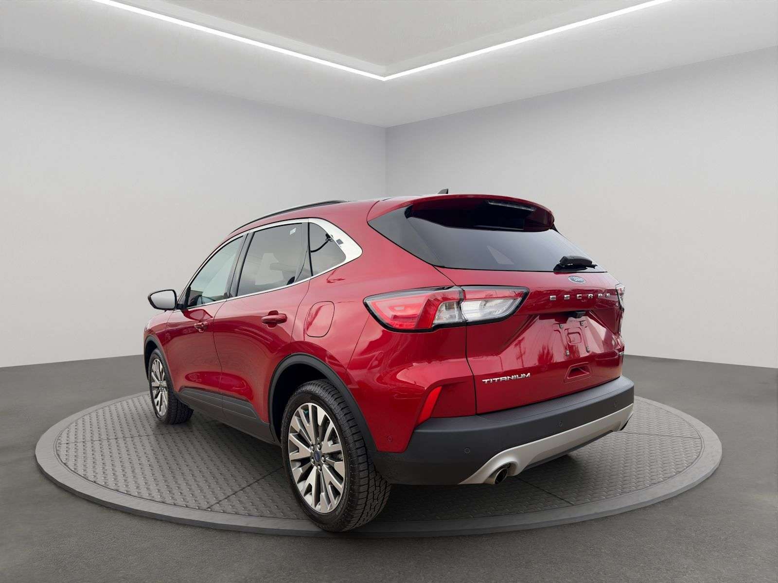 2021 Ford Escape Titanium Hybrid AWD — снимка 1