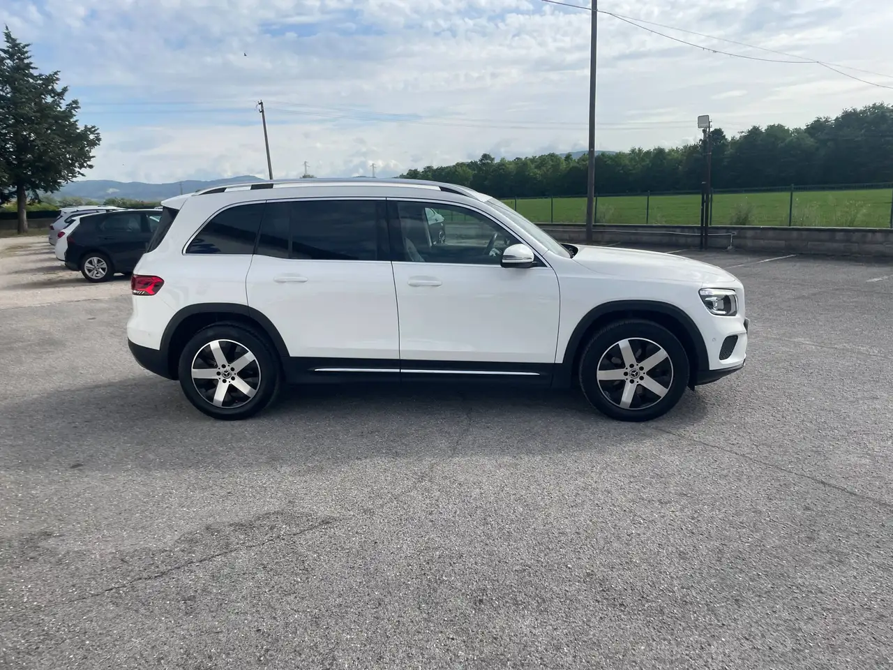 Mercedes-Benz GLB 200 usata in vendita