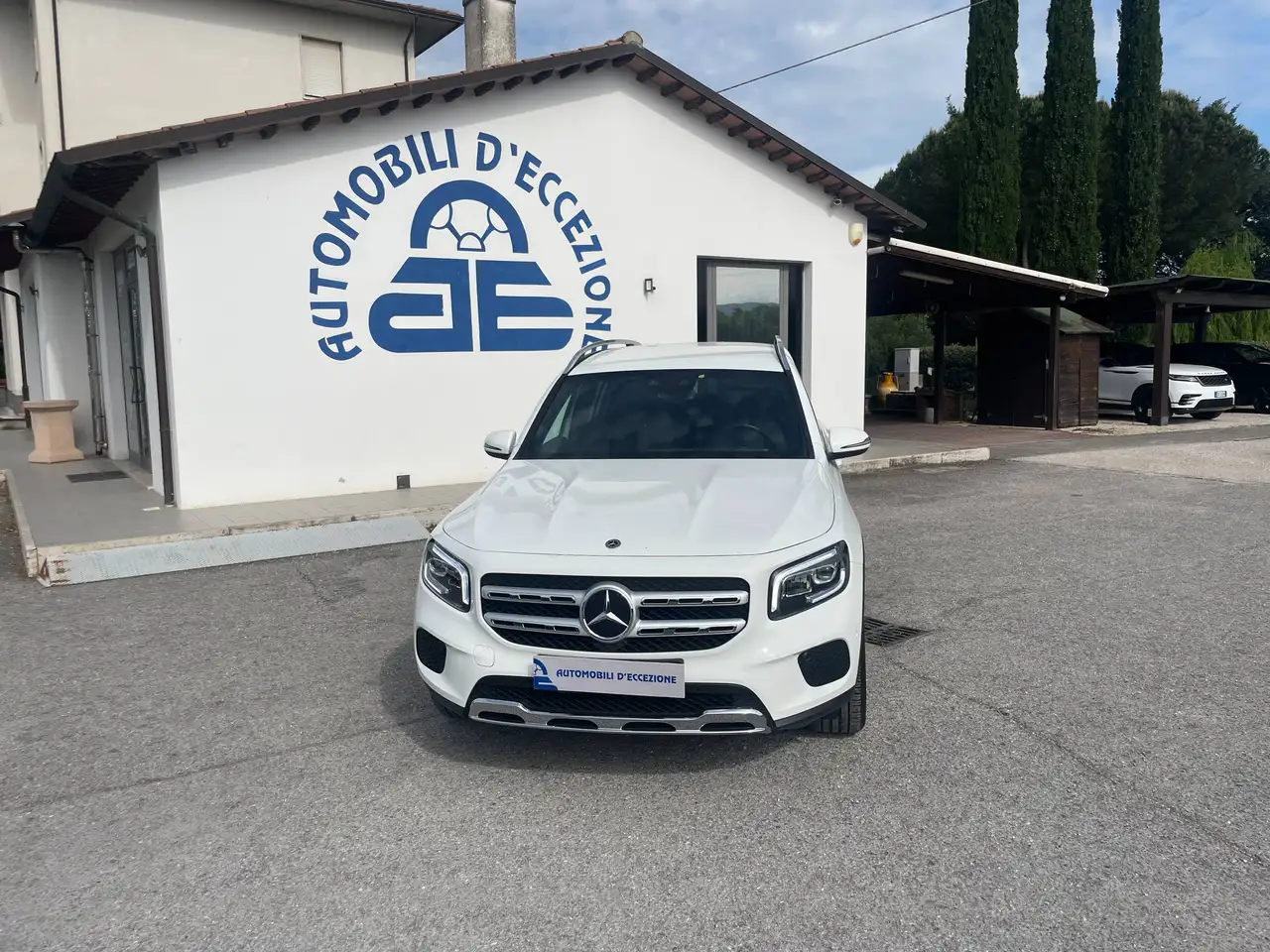Mercedes-Benz GLB 200 usata in vendita