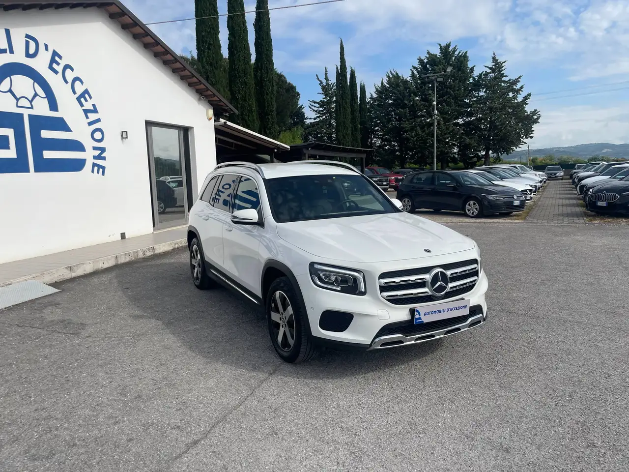 Mercedes-Benz GLB 200 usata in vendita