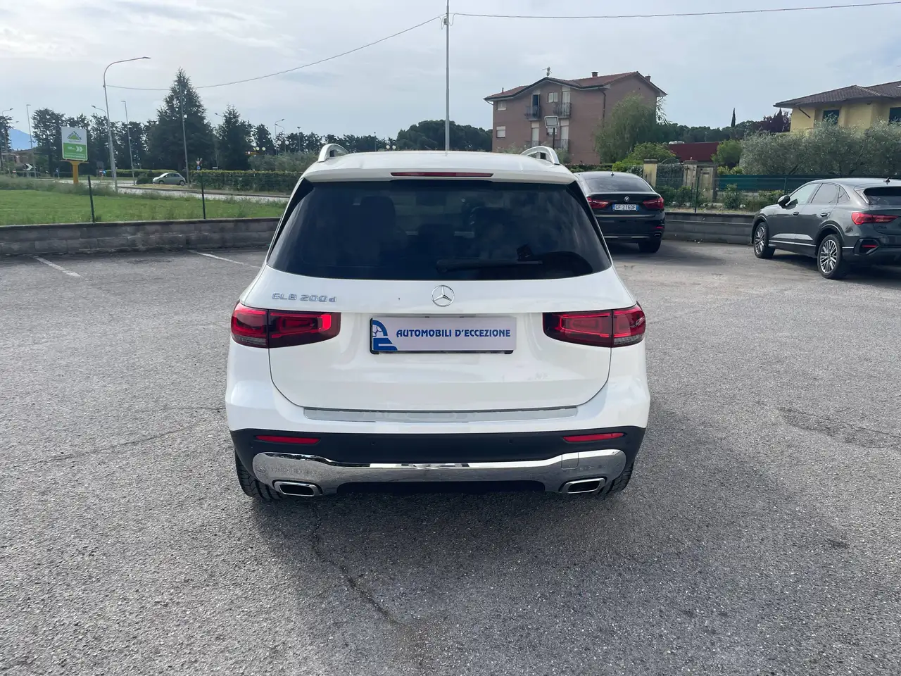 Mercedes-Benz GLB 200 usata in vendita