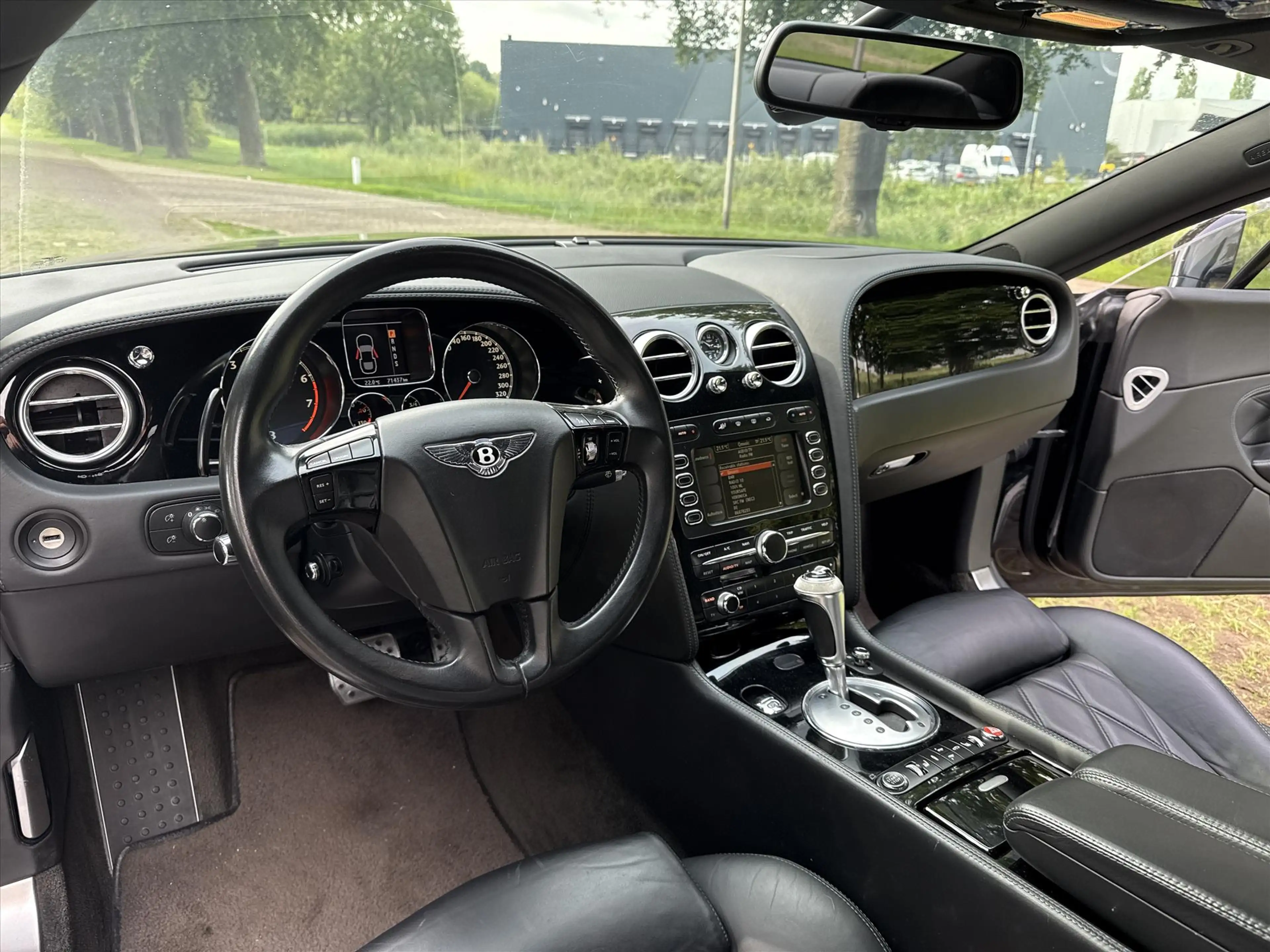 Bentley Continental GT 6.0 W12 560pk WE HEBBEN DE TWEE OP VOORRAAD — photo 9