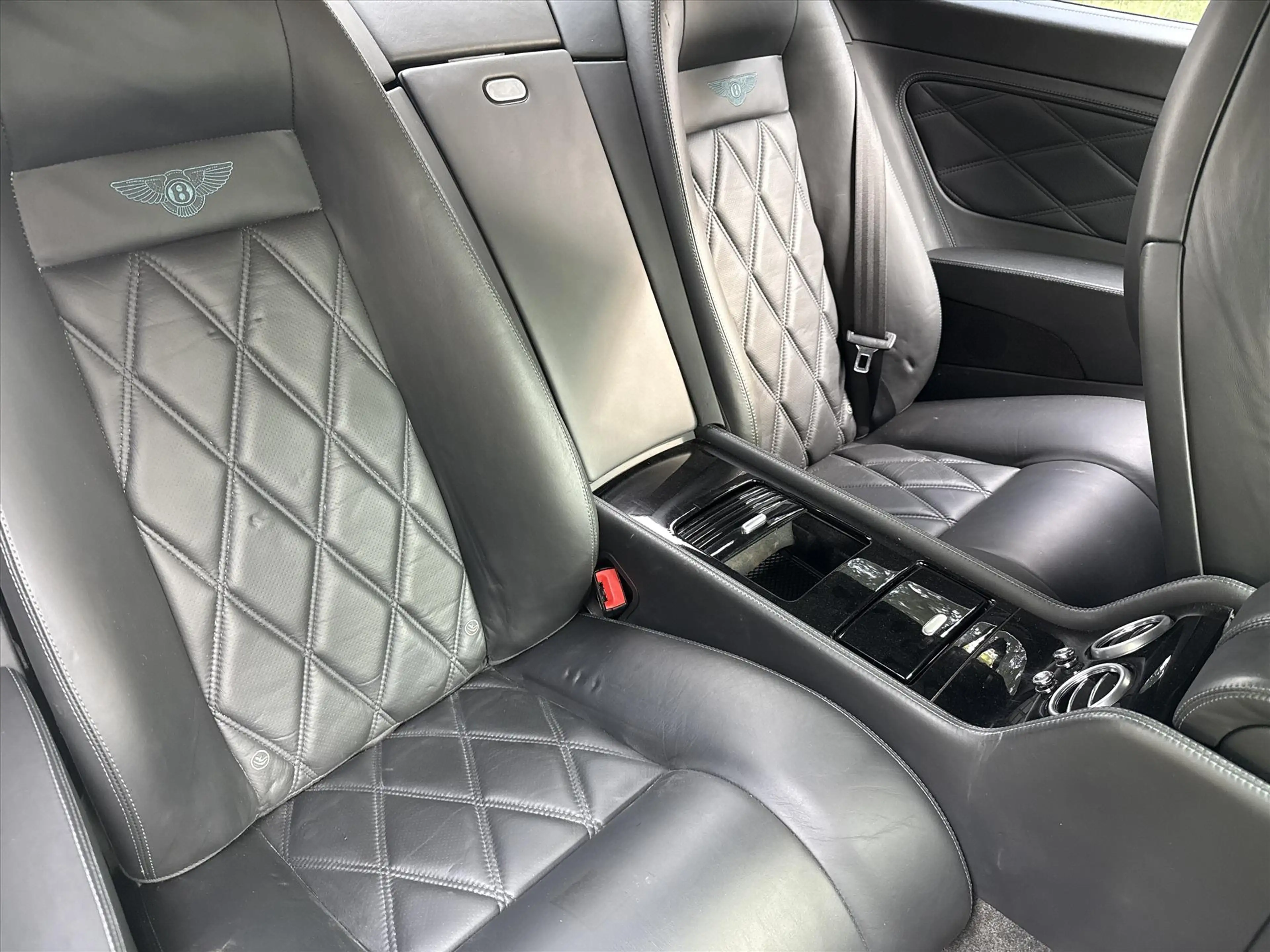 Bentley Continental GT 6.0 W12 560pk WE HEBBEN DE TWEE OP VOORRAAD — photo 8