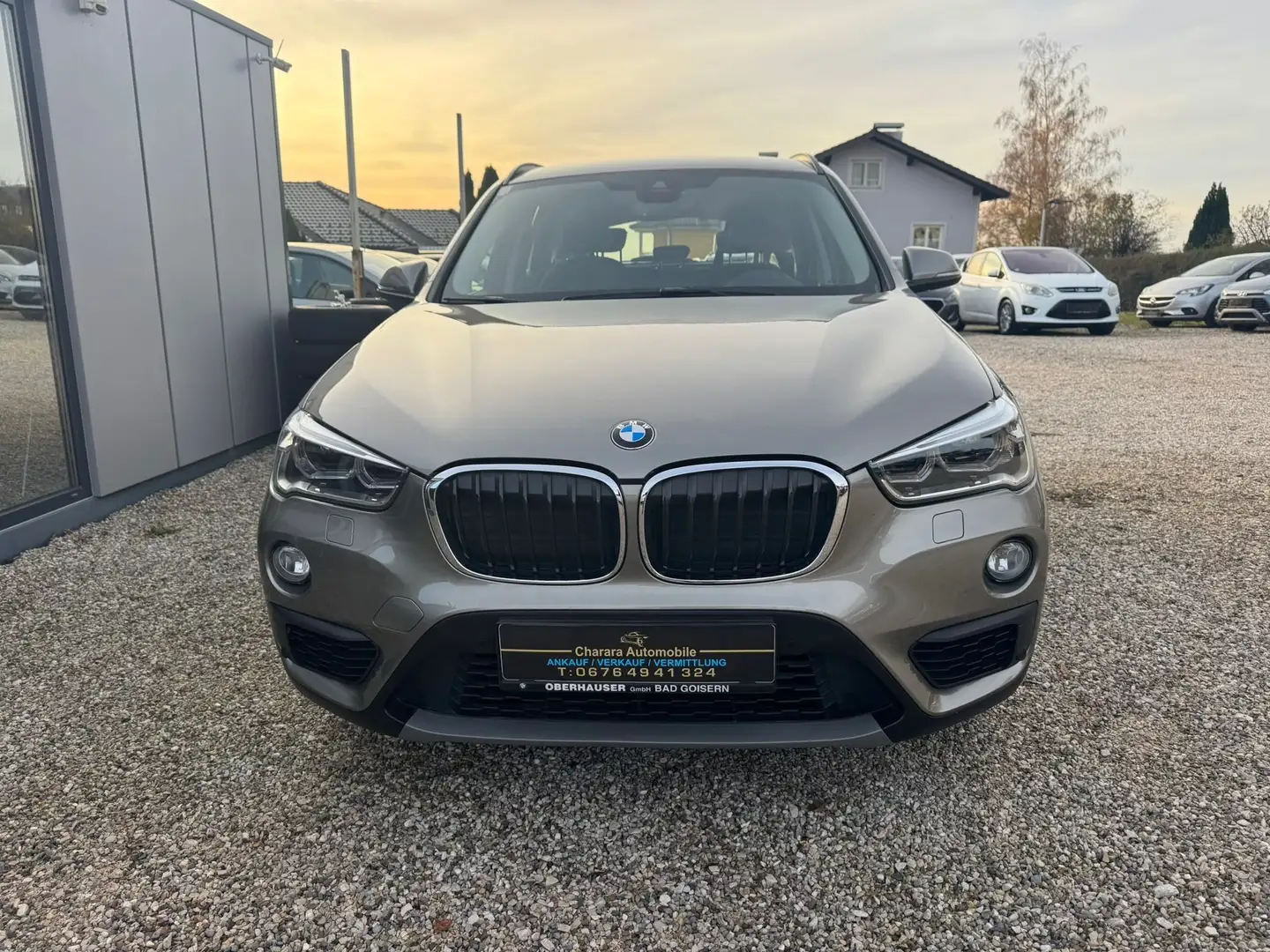 BMW X1 xDrive 18 d Advantage (AHK KAMERA AUT.) Grau - 2
