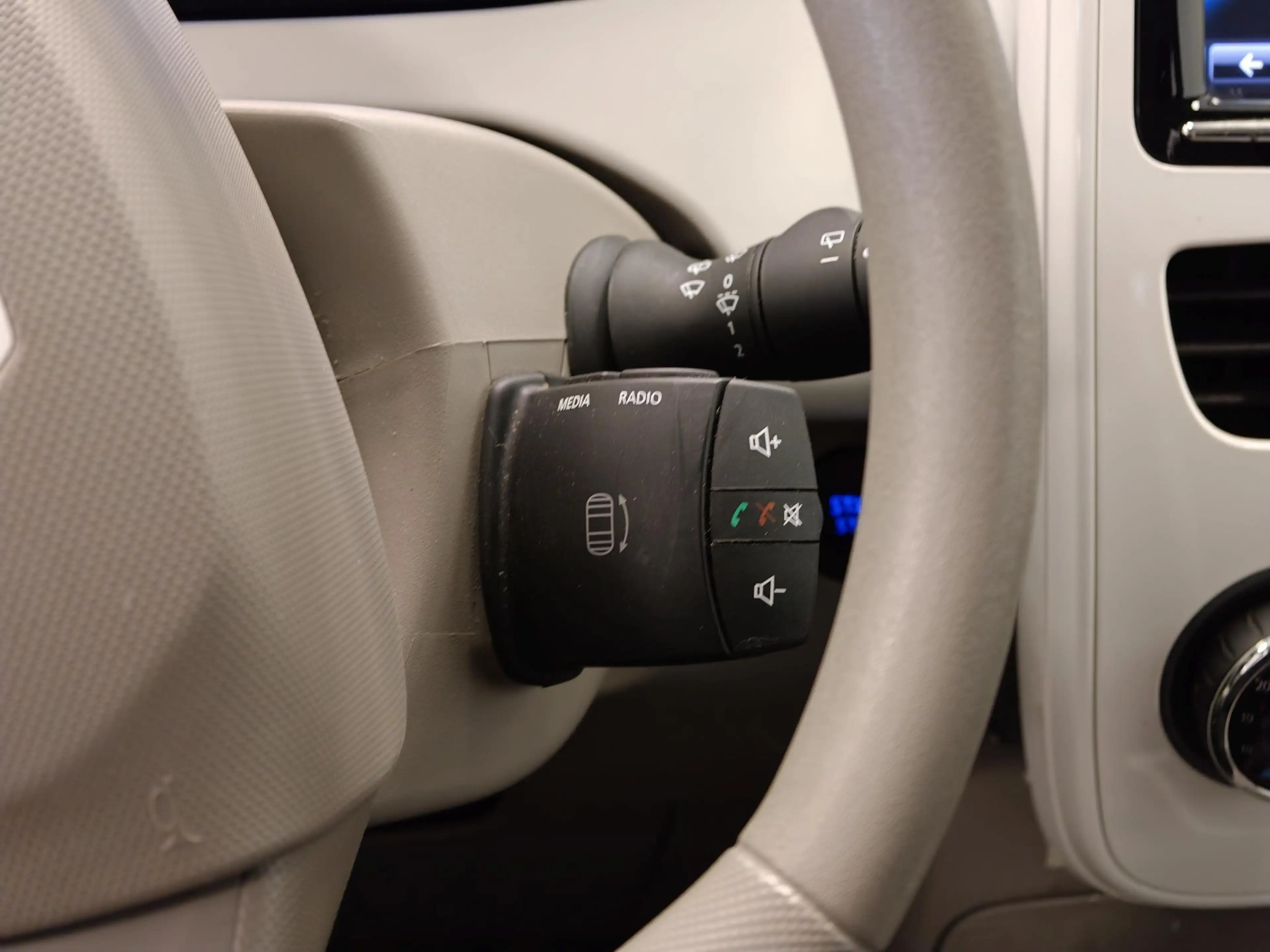 Renault ZOE Q90 Life 41 kWh KoopAccu SOH 89% 2e Eigenaar Mooi! — photo 15