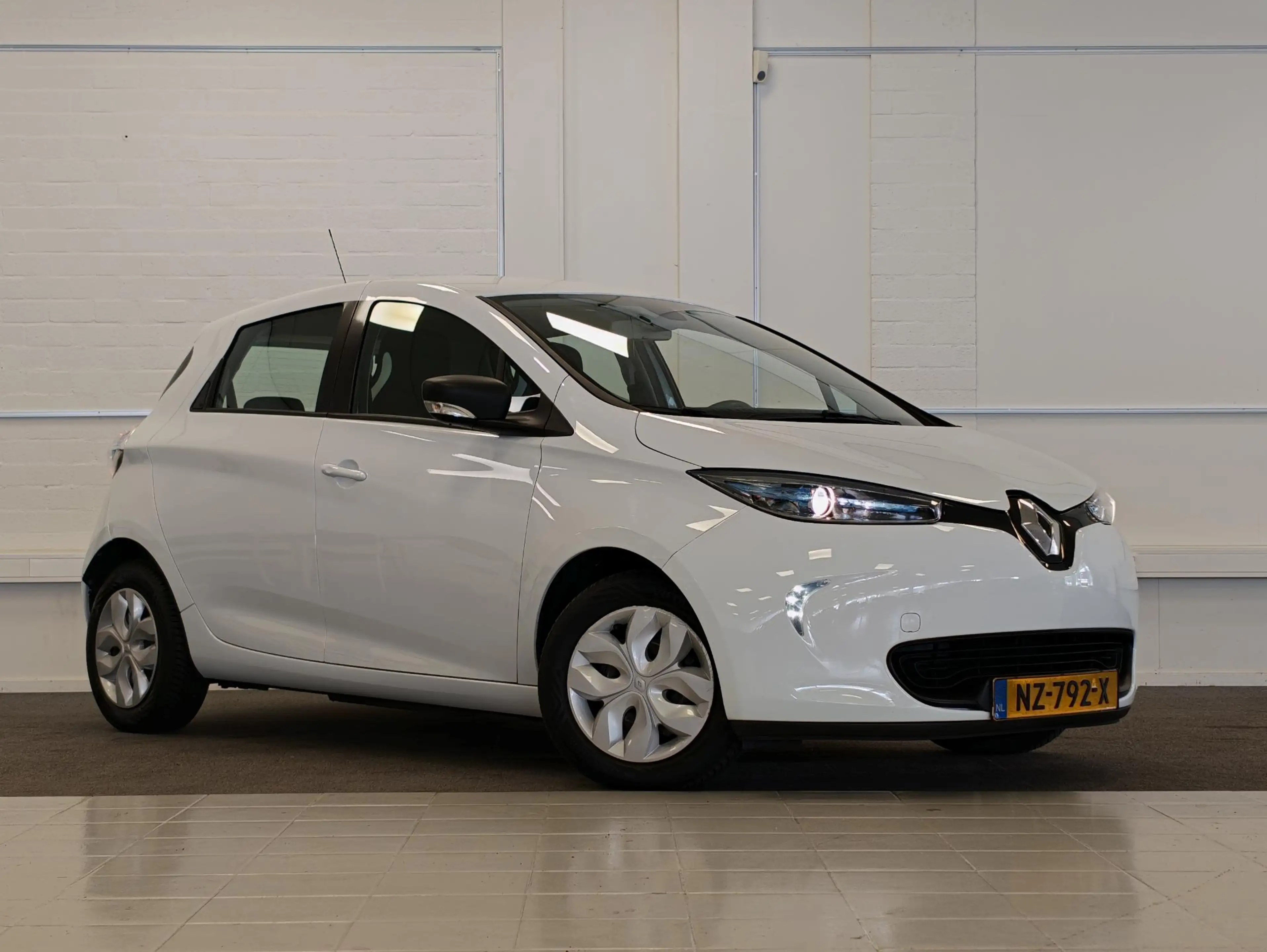 Renault ZOE Q90 Life 41 kWh KoopAccu SOH 89% 2e Eigenaar Mooi! — photo 2