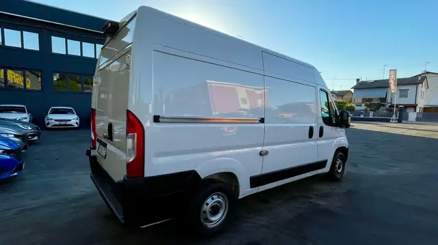 Fiat Ducato view 7