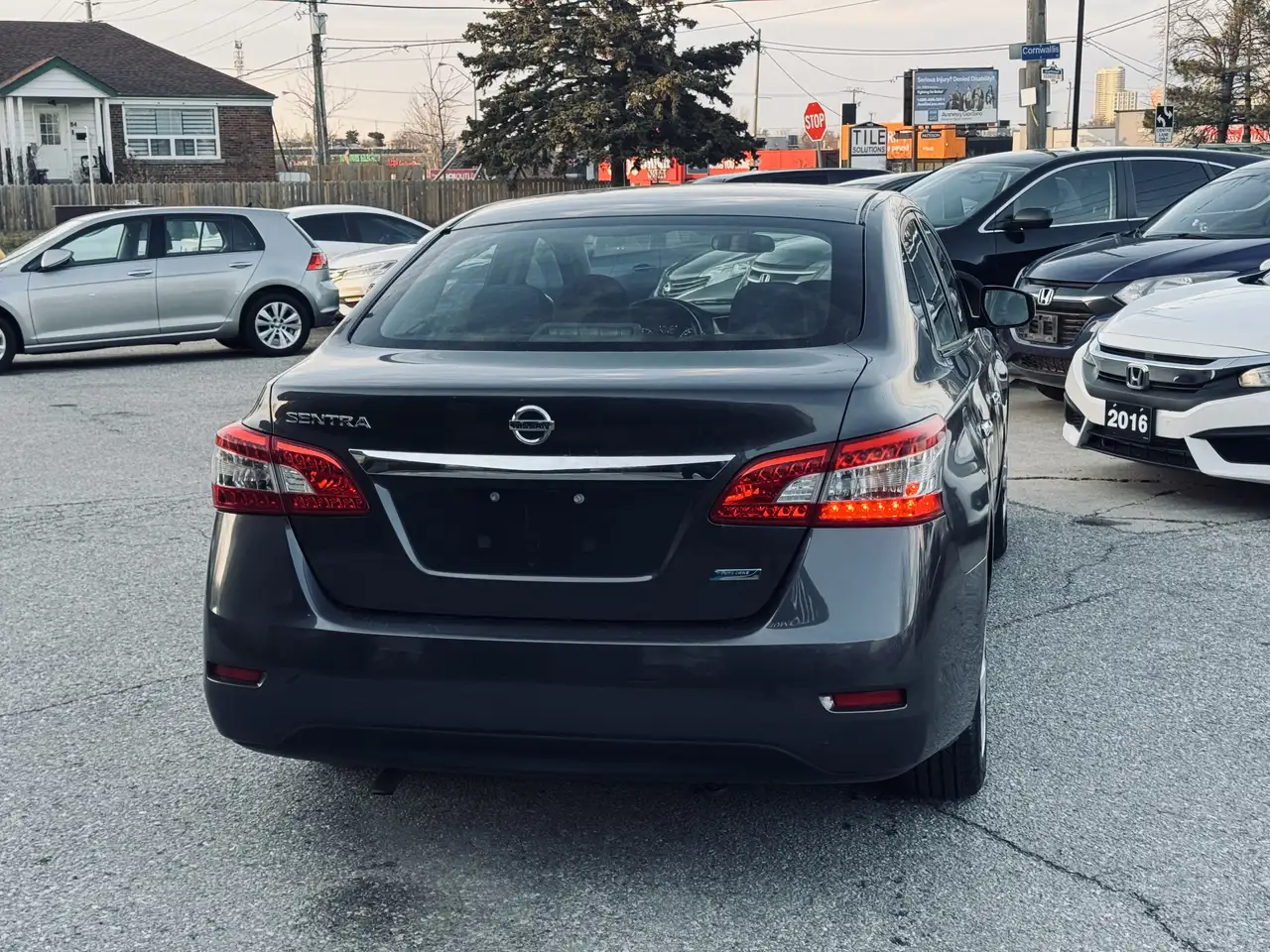 Nissan Sentra снимка Nissan Sentra
