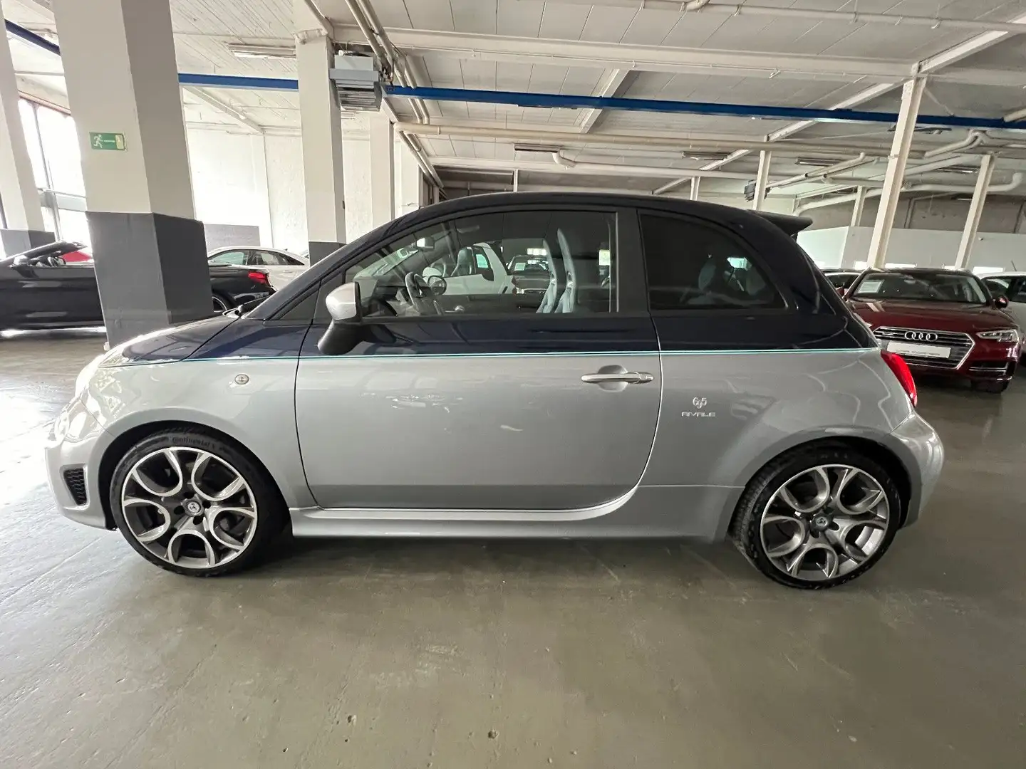 Abarth 695 Rivale 175th Anniversary CARBON AKRAPOVIC Bleu - 2