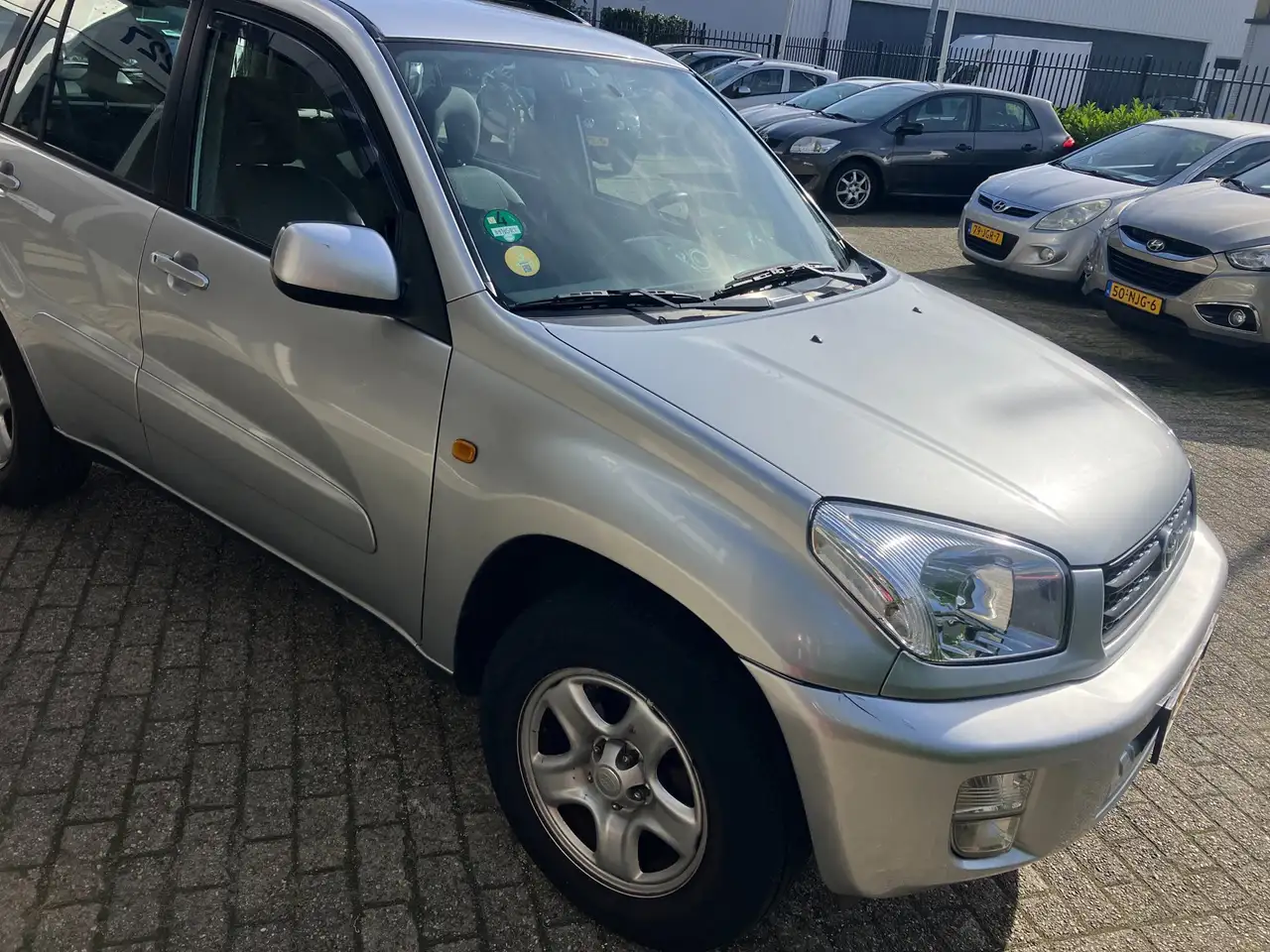 TOYOTA RAV4 1.8-16V VVT-I 125CH