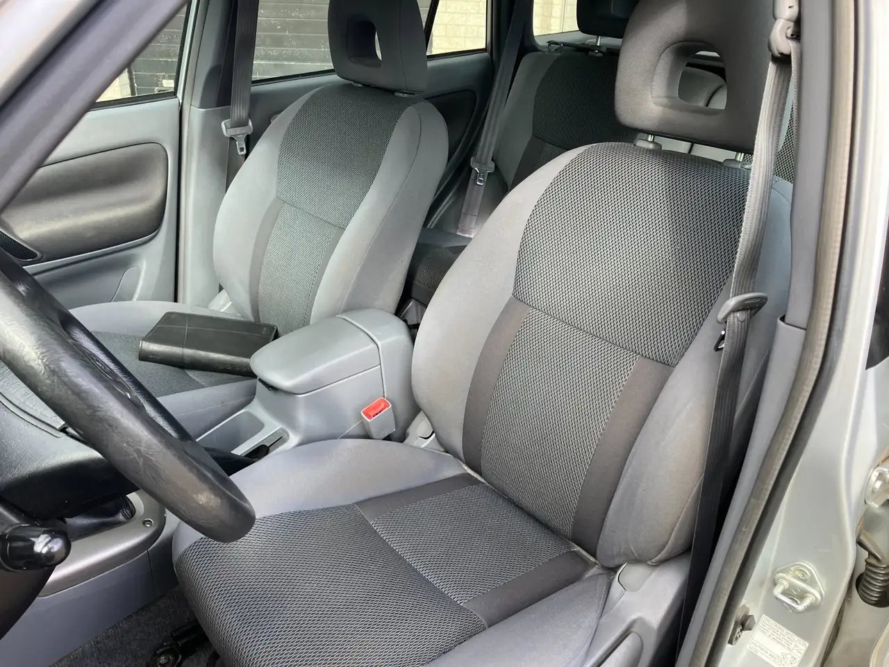 TOYOTA RAV4 1.8-16V VVT-I 125CH
