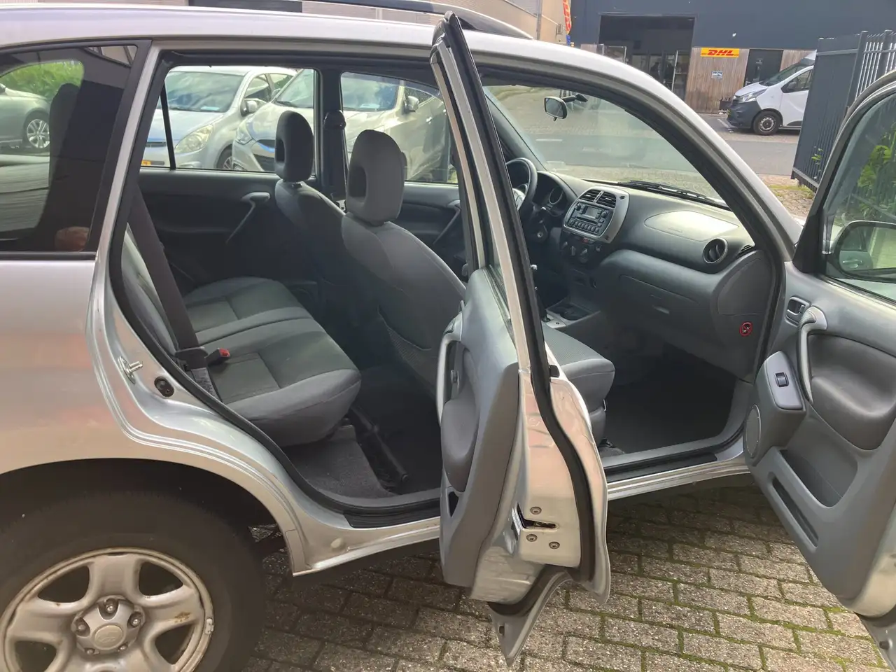 TOYOTA RAV4 1.8-16V VVT-I 125CH