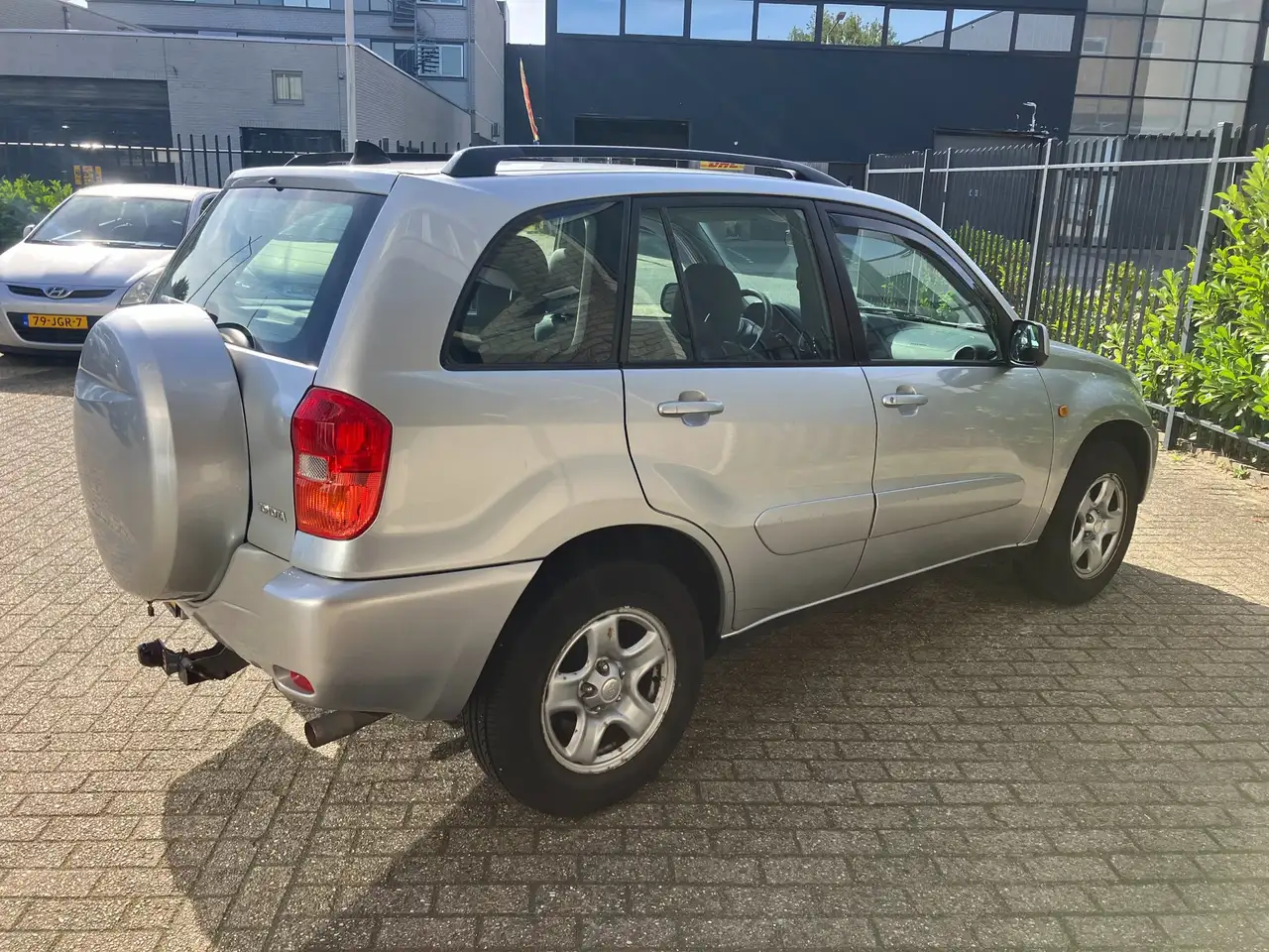TOYOTA RAV4 1.8-16V VVT-I 125CH