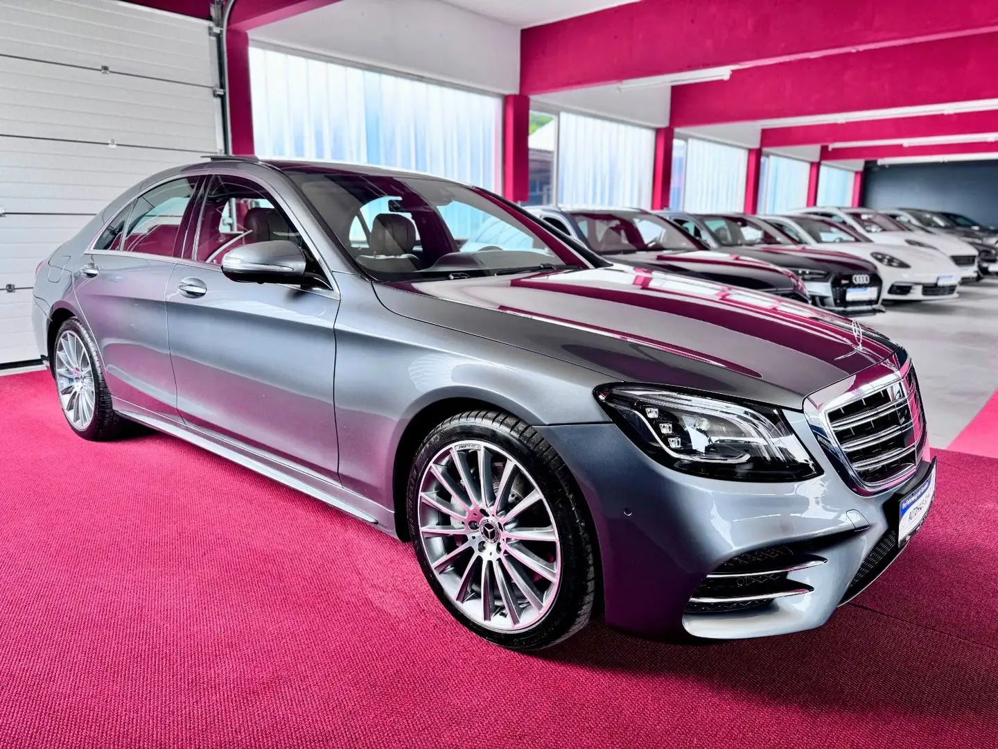 Mercedes-Benz S 350 d 4Matic AMG Line Pano Distronic 360°LED 20 Grijs - 2