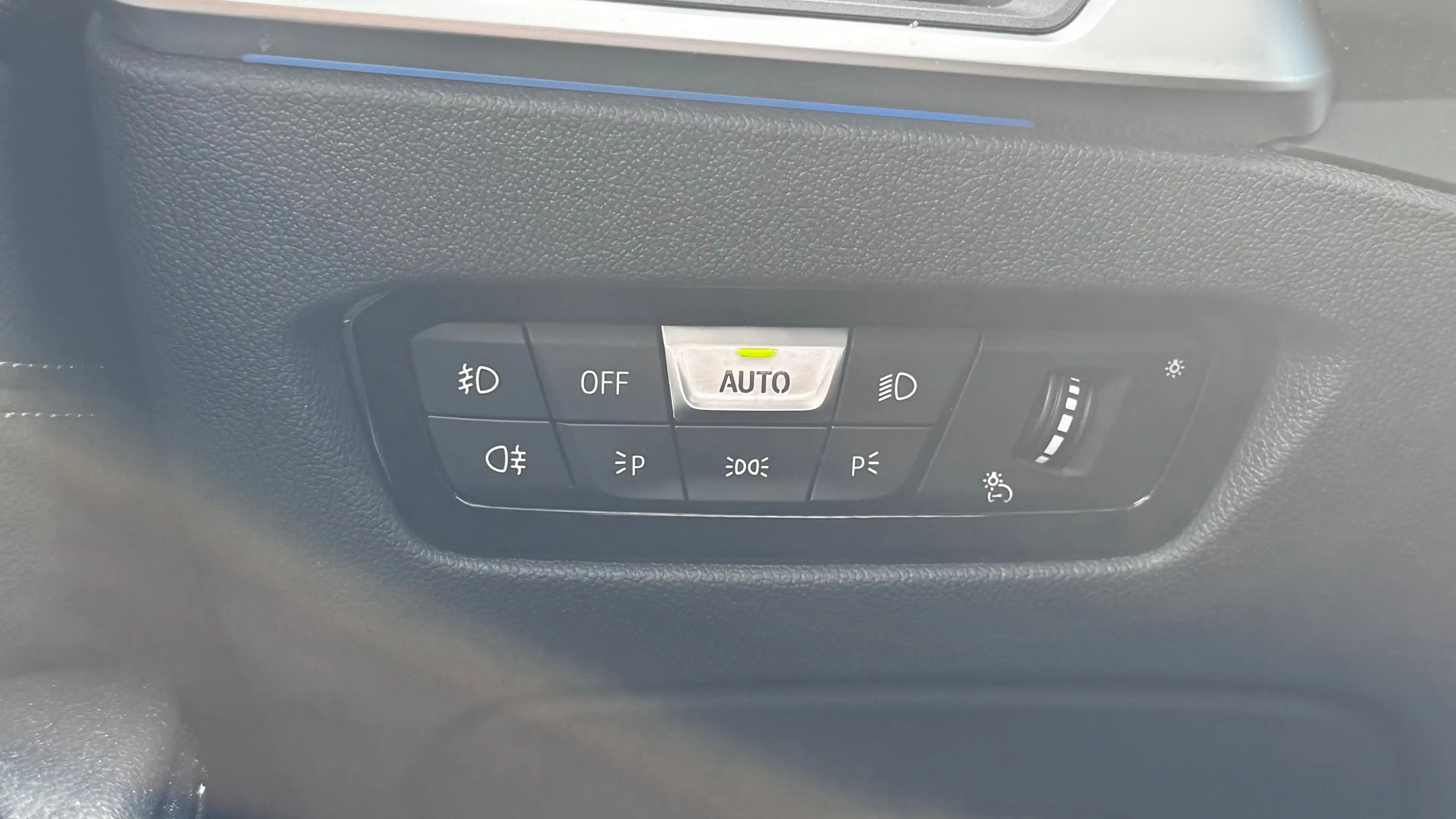 BMW 330 3-serie Touring 330E XDRIVE 292PK HIGH EXECUTIVE A — photo 26
