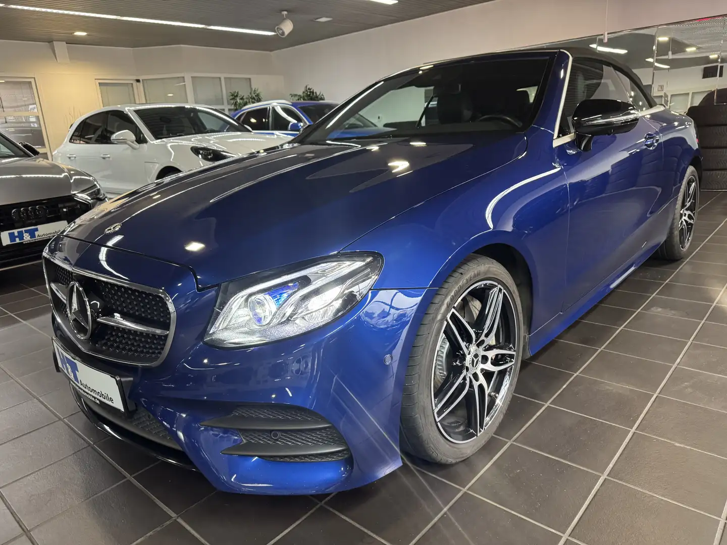 Mercedes-Benz E 450 Multibeam 360* Widescreen Blau - 1