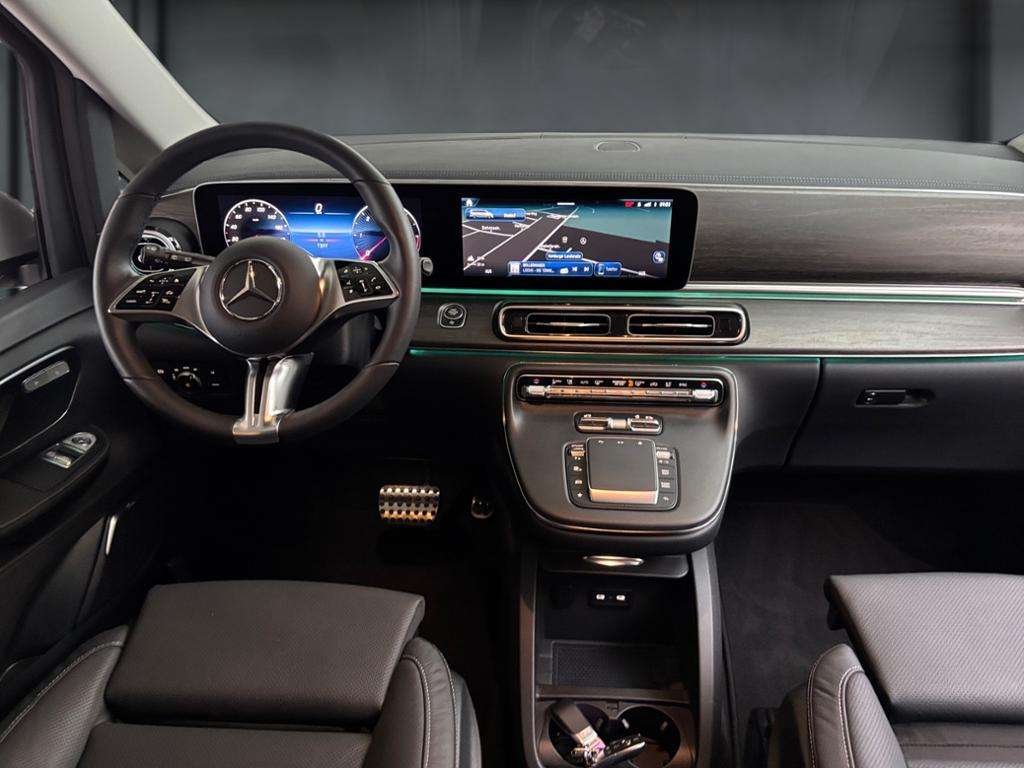 Mercedes-Benz V 250
