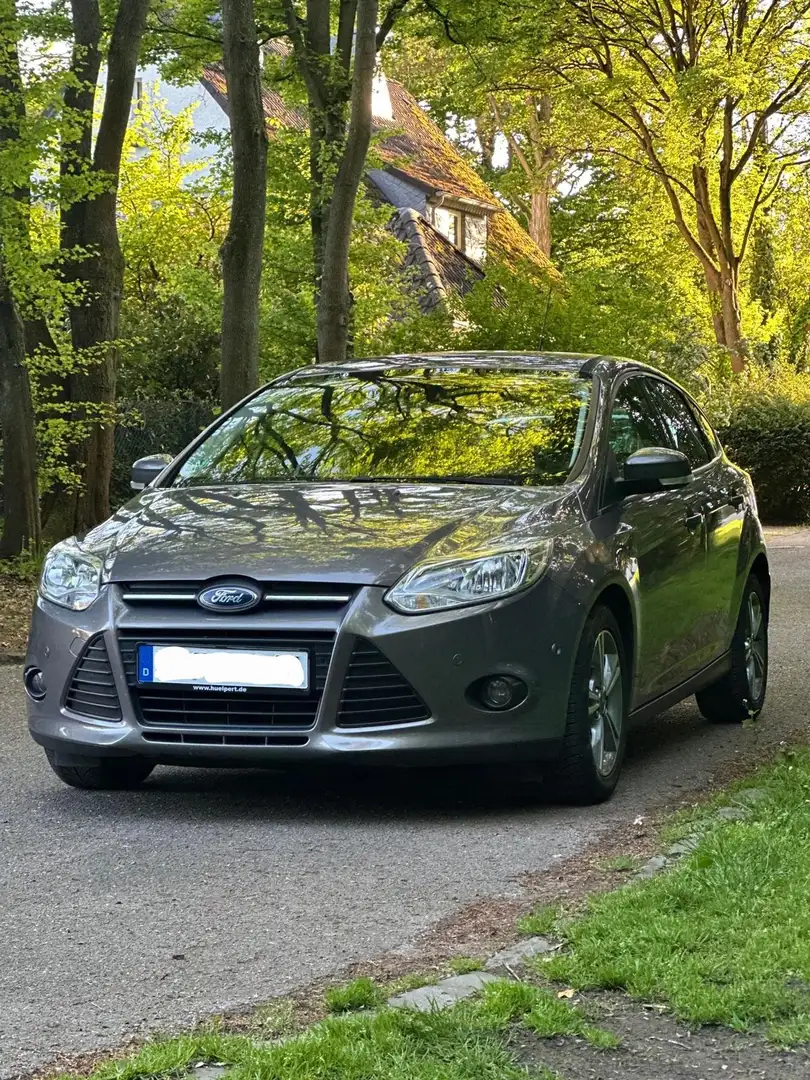 Ford Focus Sync Edition, sehr gepflegt, neuw. Allwetter Braun - 2
