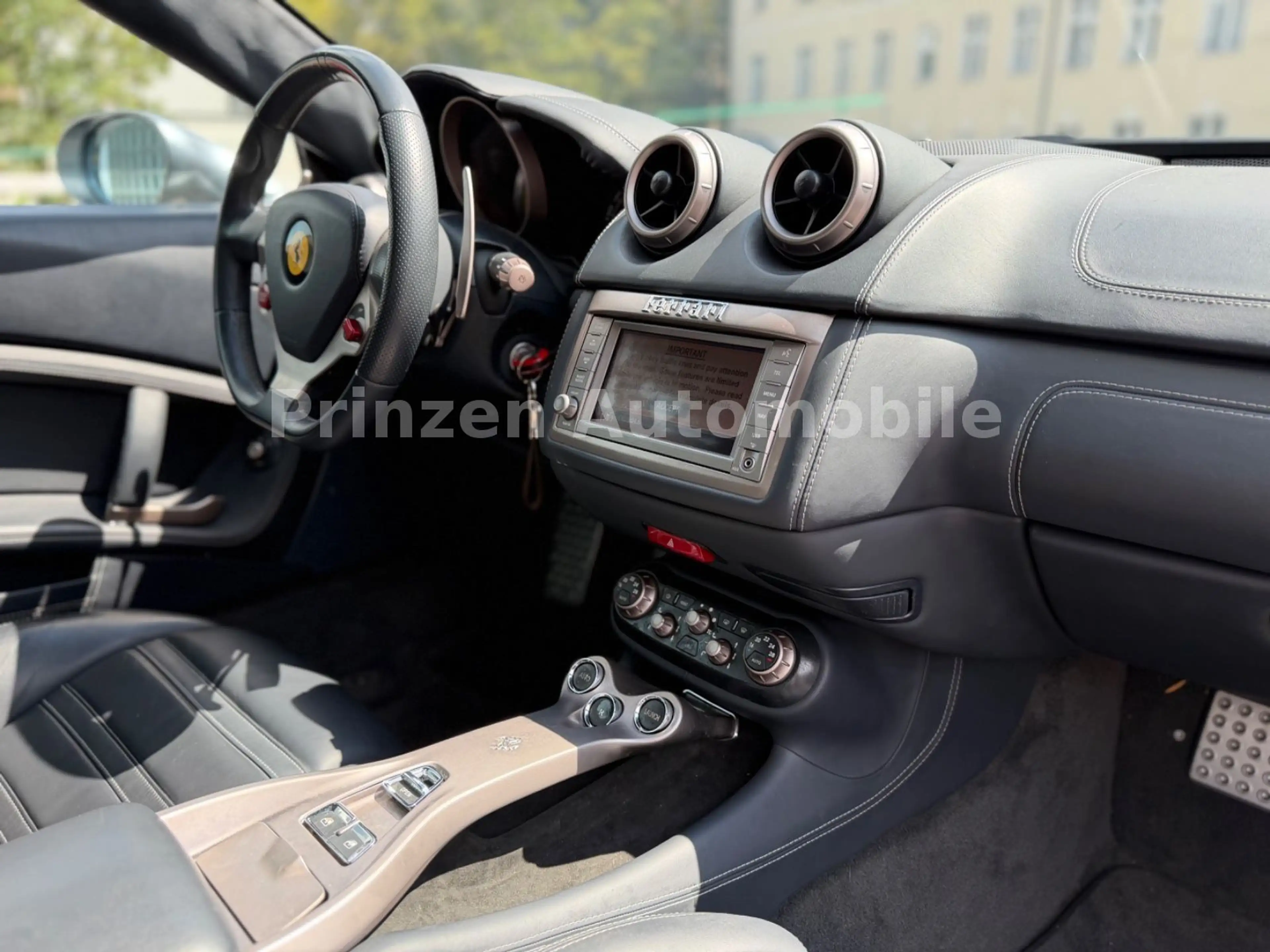 Ferrari California 4.3 V8 *Bi-Xenon*R.Cam*Keramik*4 Sitz — photo 13