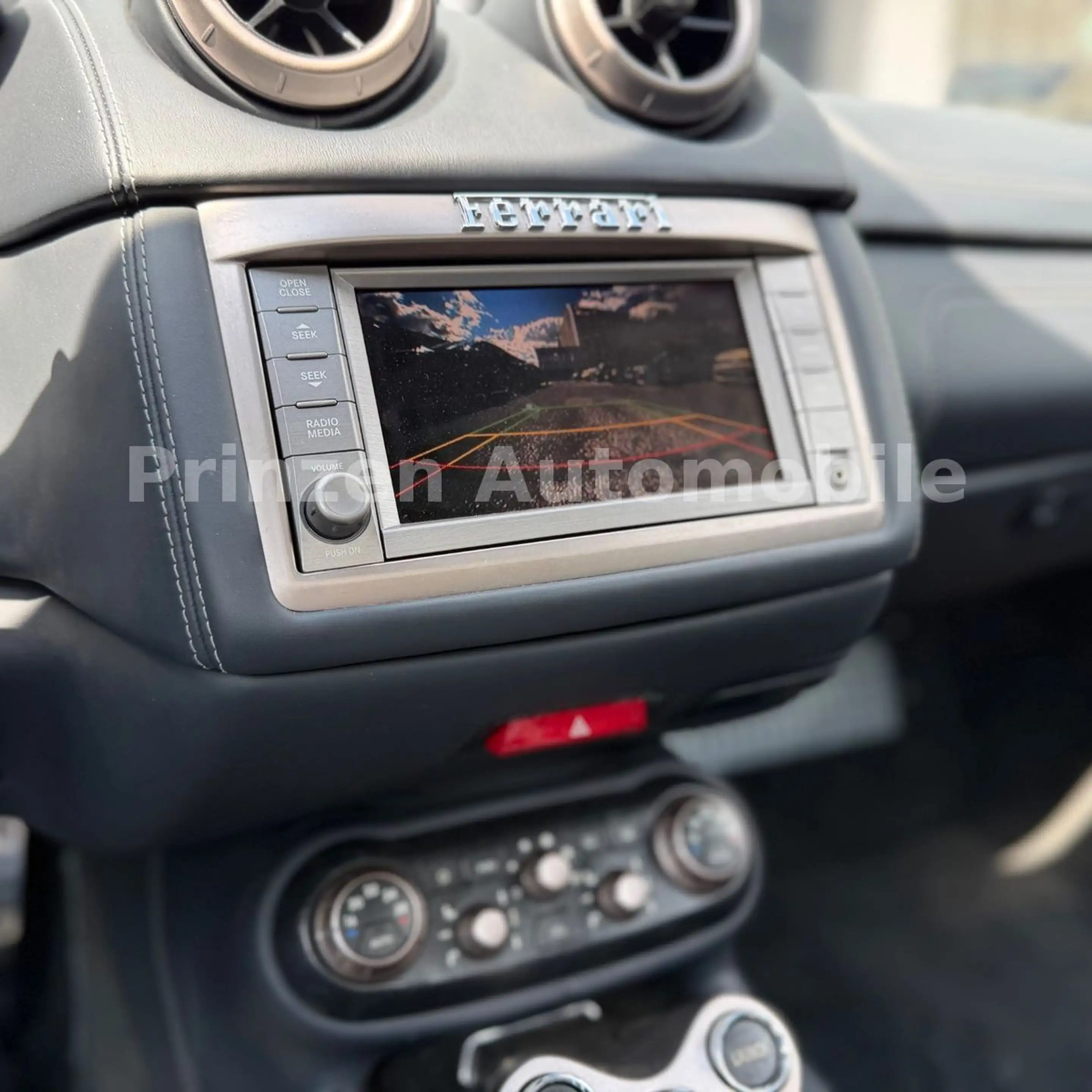 Ferrari California 4.3 V8 *Bi-Xenon*R.Cam*Keramik*4 Sitz — photo 15