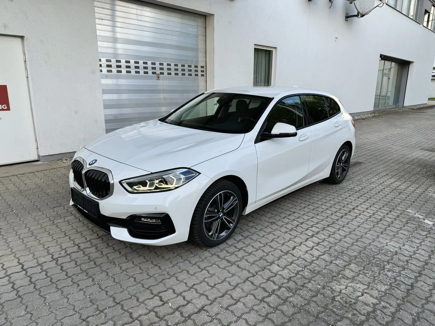 BMW 116 116d Aut. Weiß - 2