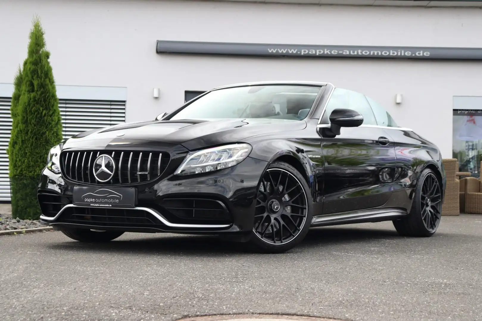 Mercedes-Benz C 63 AMG V8 Cabrio +AIRSCARF+KOMFORT+AKUSTIK+20ZOLL+ Schwarz - 2