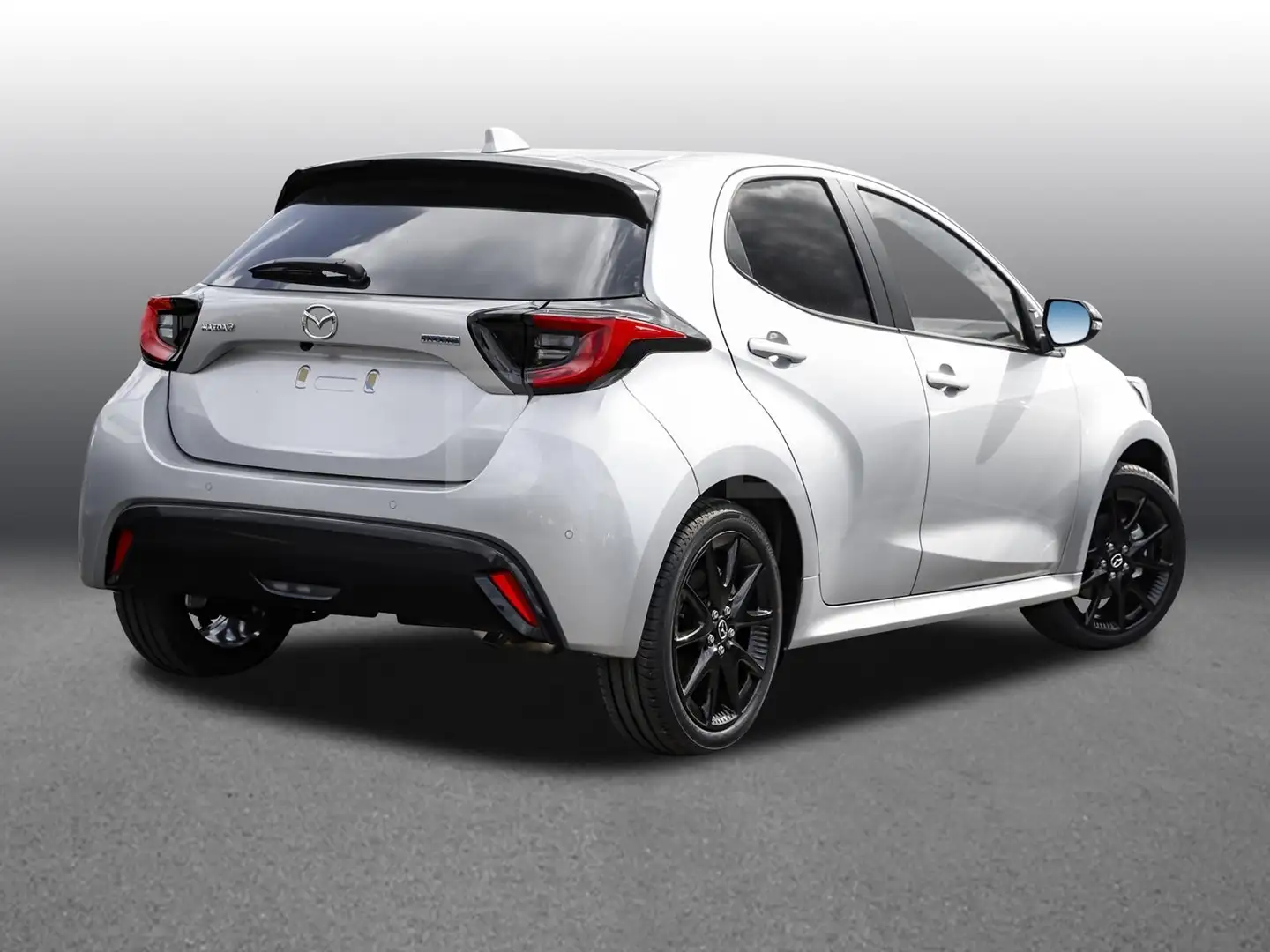 Mazda 2 116 CVT HOMURA 8-fach bereift Kamera Серебристый - 2
