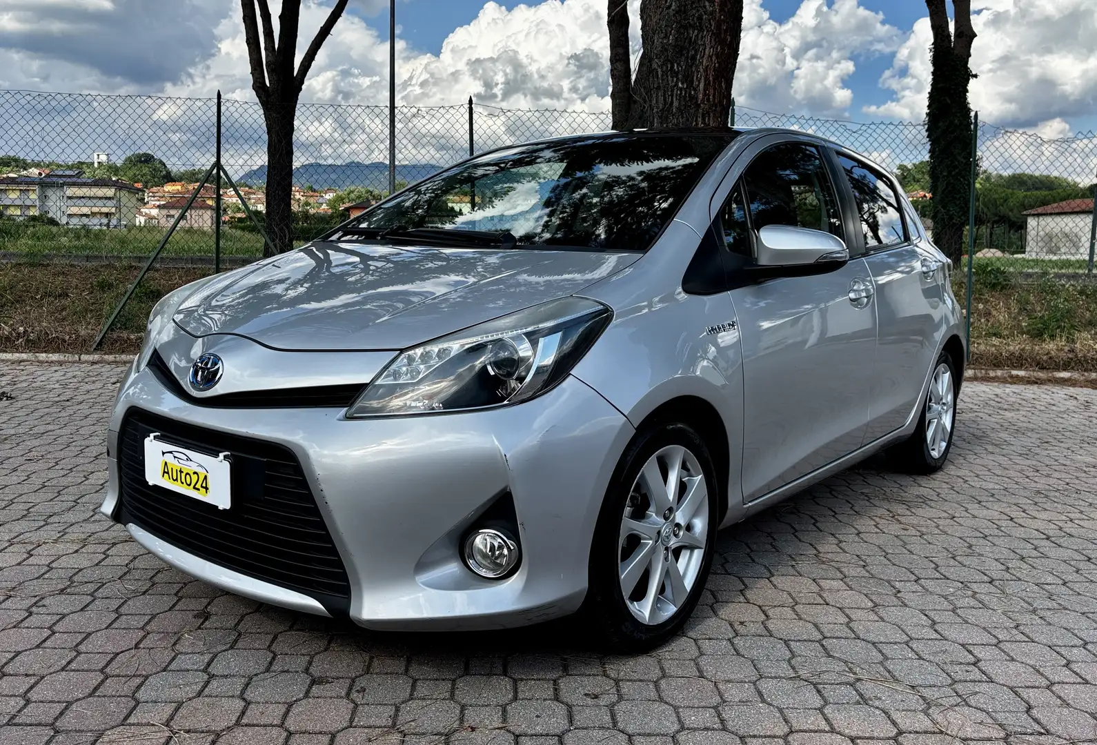Toyota Yaris Yaris III 5p 1.5h Style Argento - 1