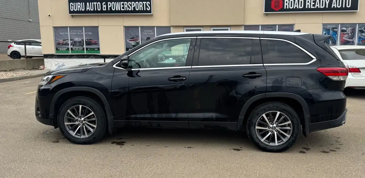 Toyota Highlander снимка Toyota Highlander
