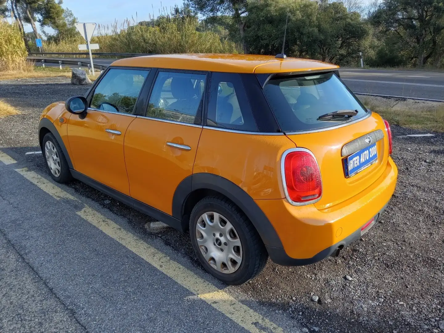 MINI One Oranje - 2