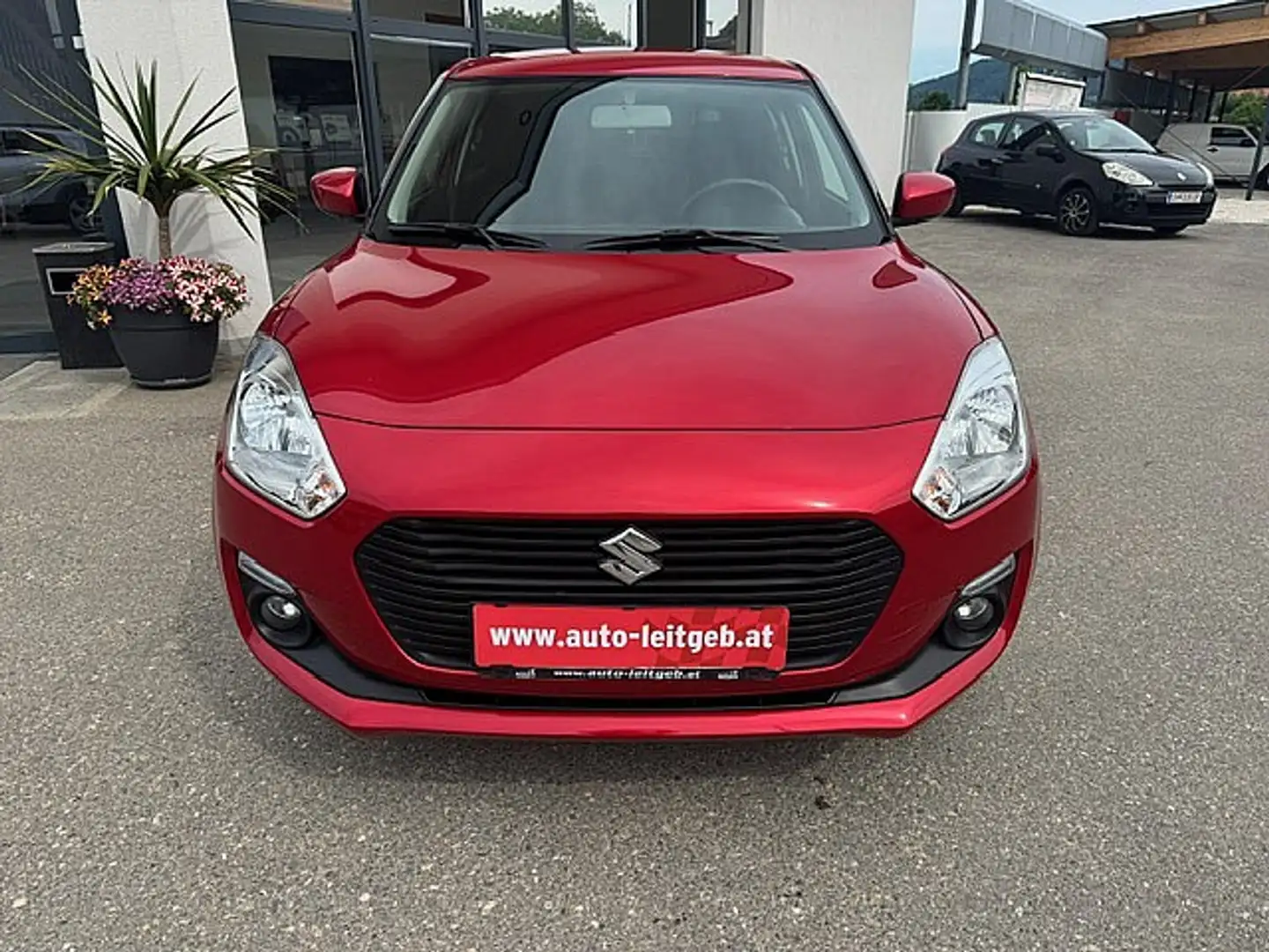 Suzuki Swift 1,2 DualJet Allgrip Shine Rot - 2