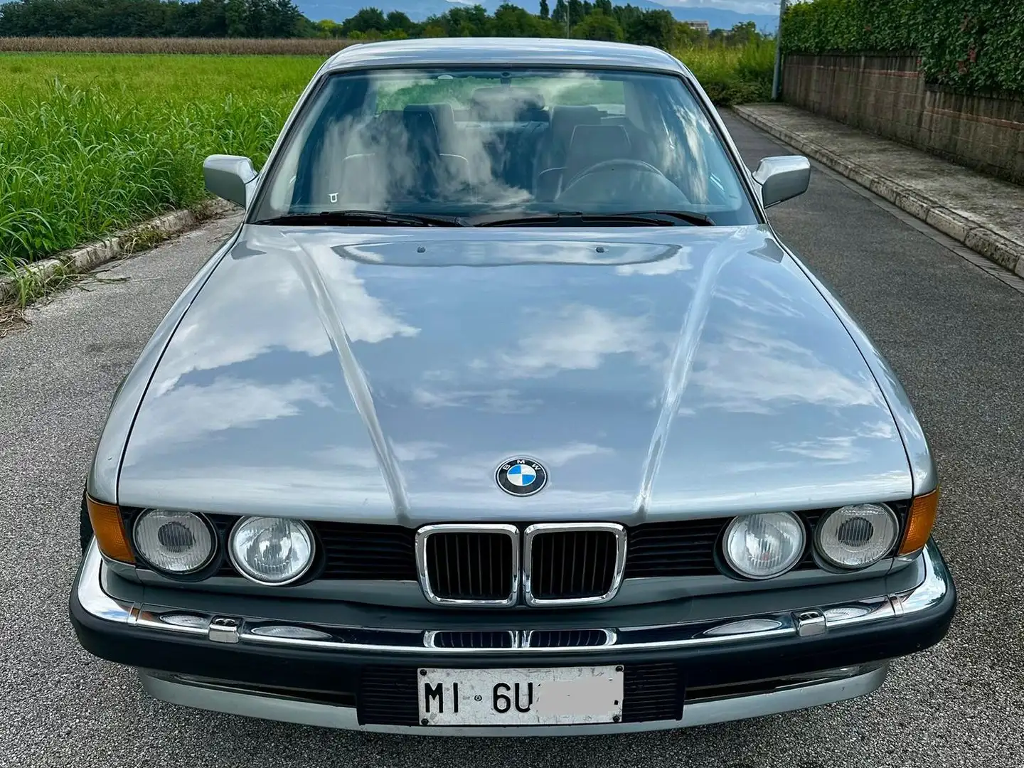 BMW 735 735i e32 Manuale Grau - 1