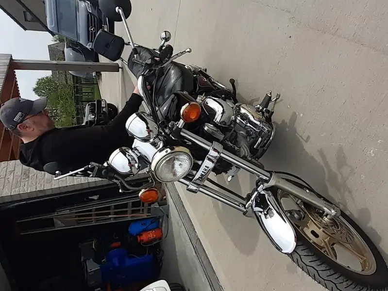 Yamaha XVS 1100 - foto 3