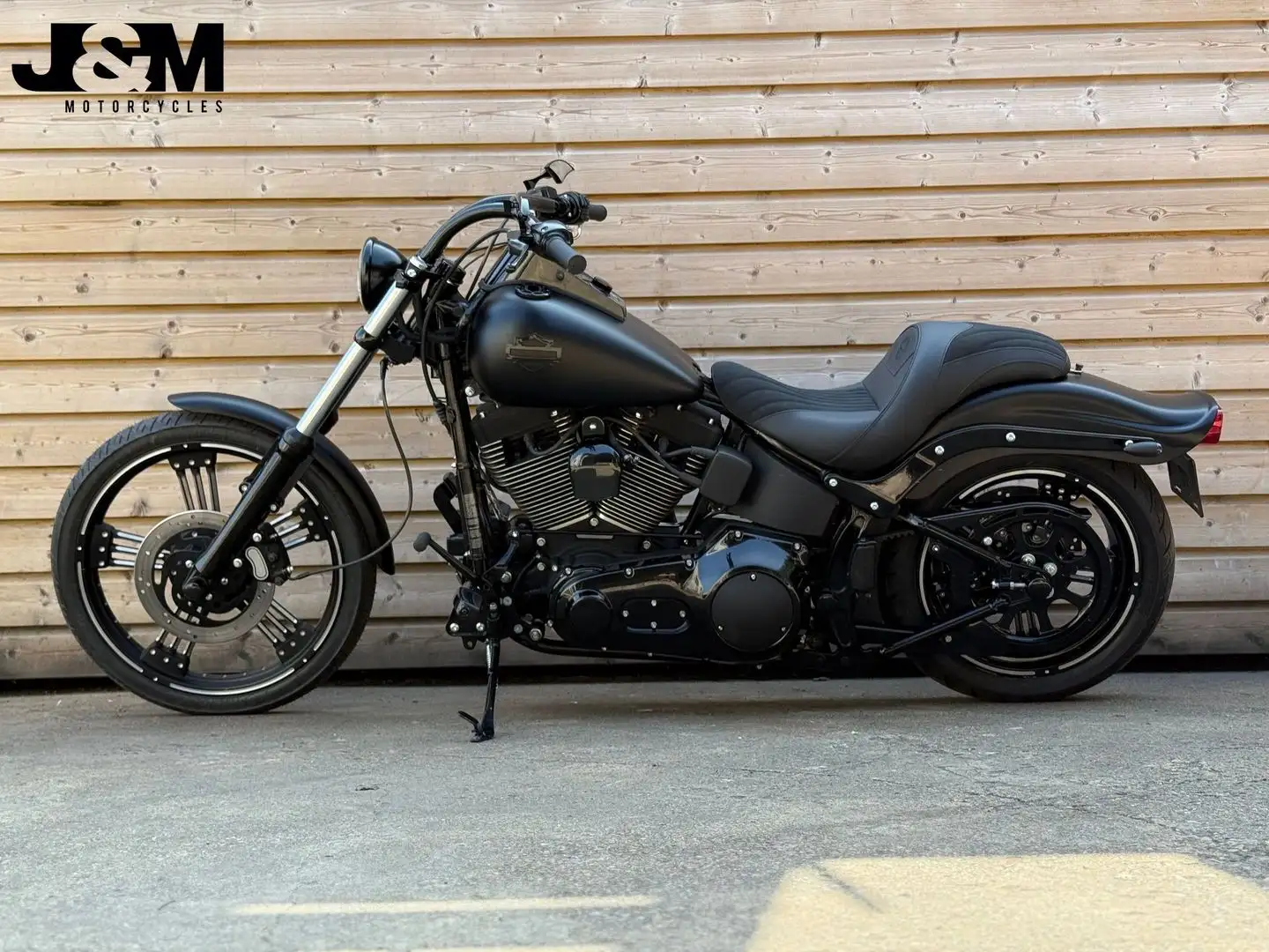 Harley-Davidson Night Train FXSTB Zwart - 2