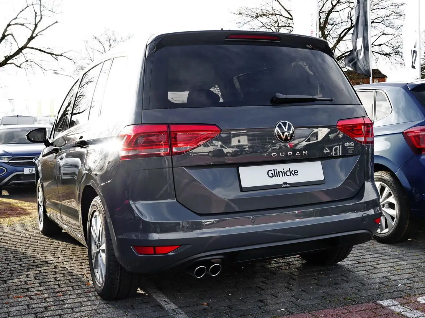 Volkswagen Touran Highline 2,0 l TDI 150 PS DSG | RÜKA | Ah Grau - 2