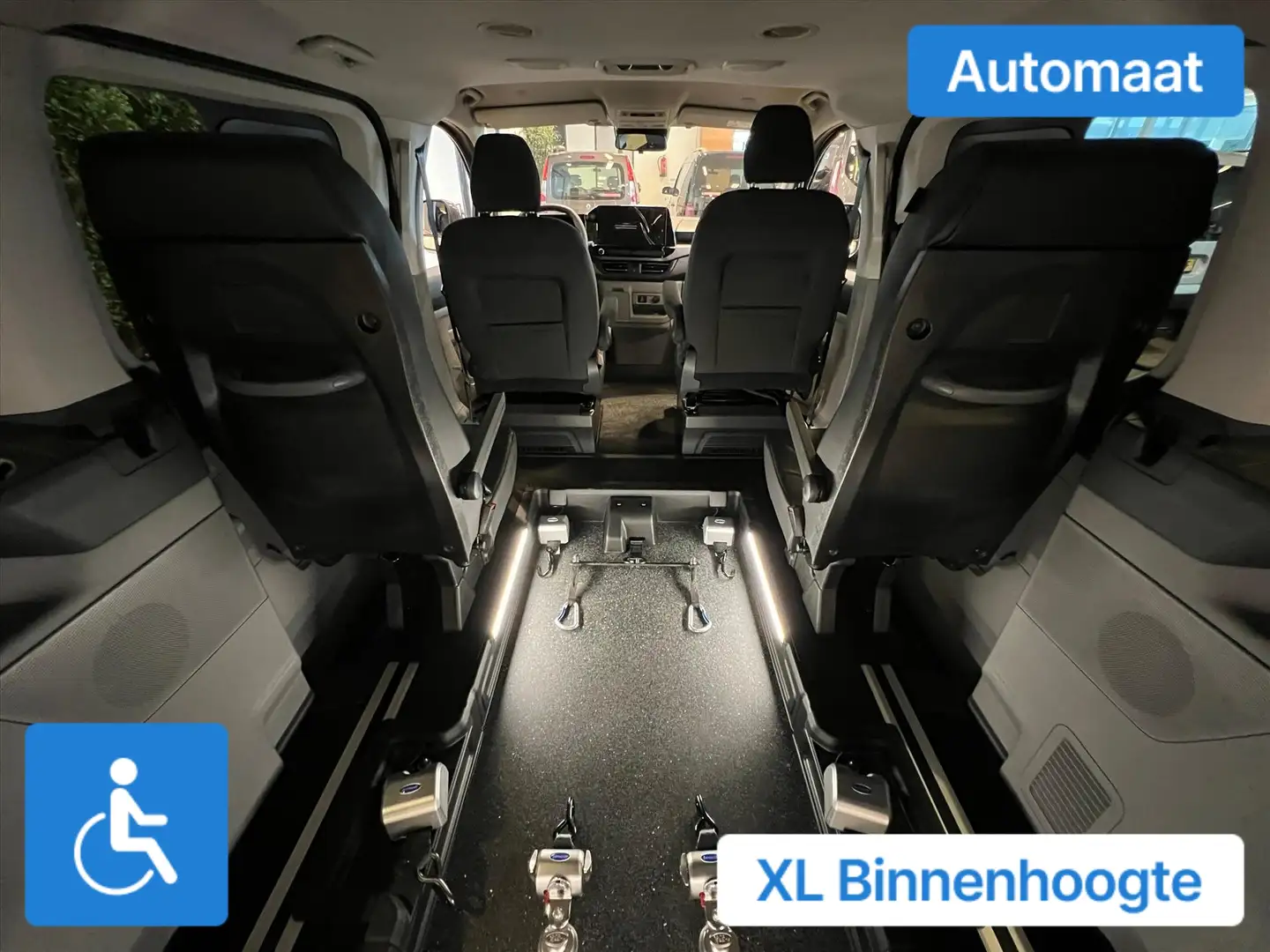 Ford Tourneo Custom L2H1 Rolstoelbus Bodemverlaging XXL 147cm Zwart - 2