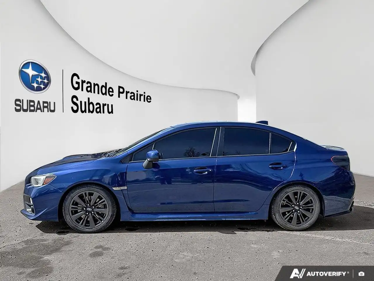 Subaru WRX снимка Subaru WRX