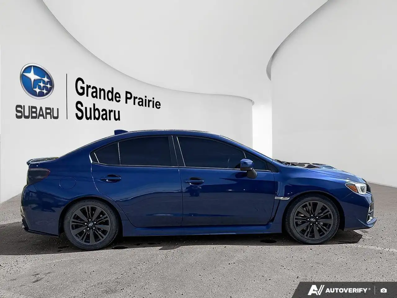 Subaru WRX снимка Subaru WRX