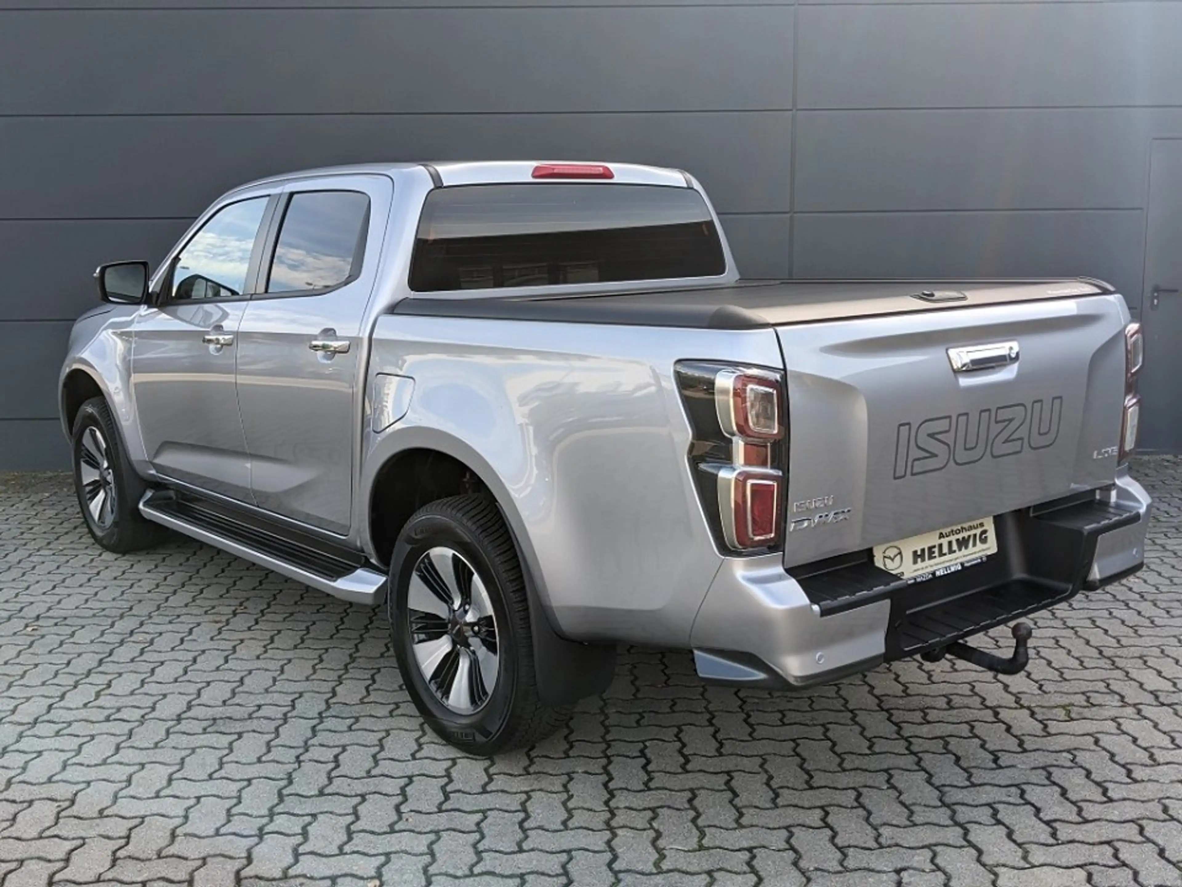 Isuzu D-Max 1.9l TDI Double Cab 4WD LSE AHK Leder Kamera LED — photo 4