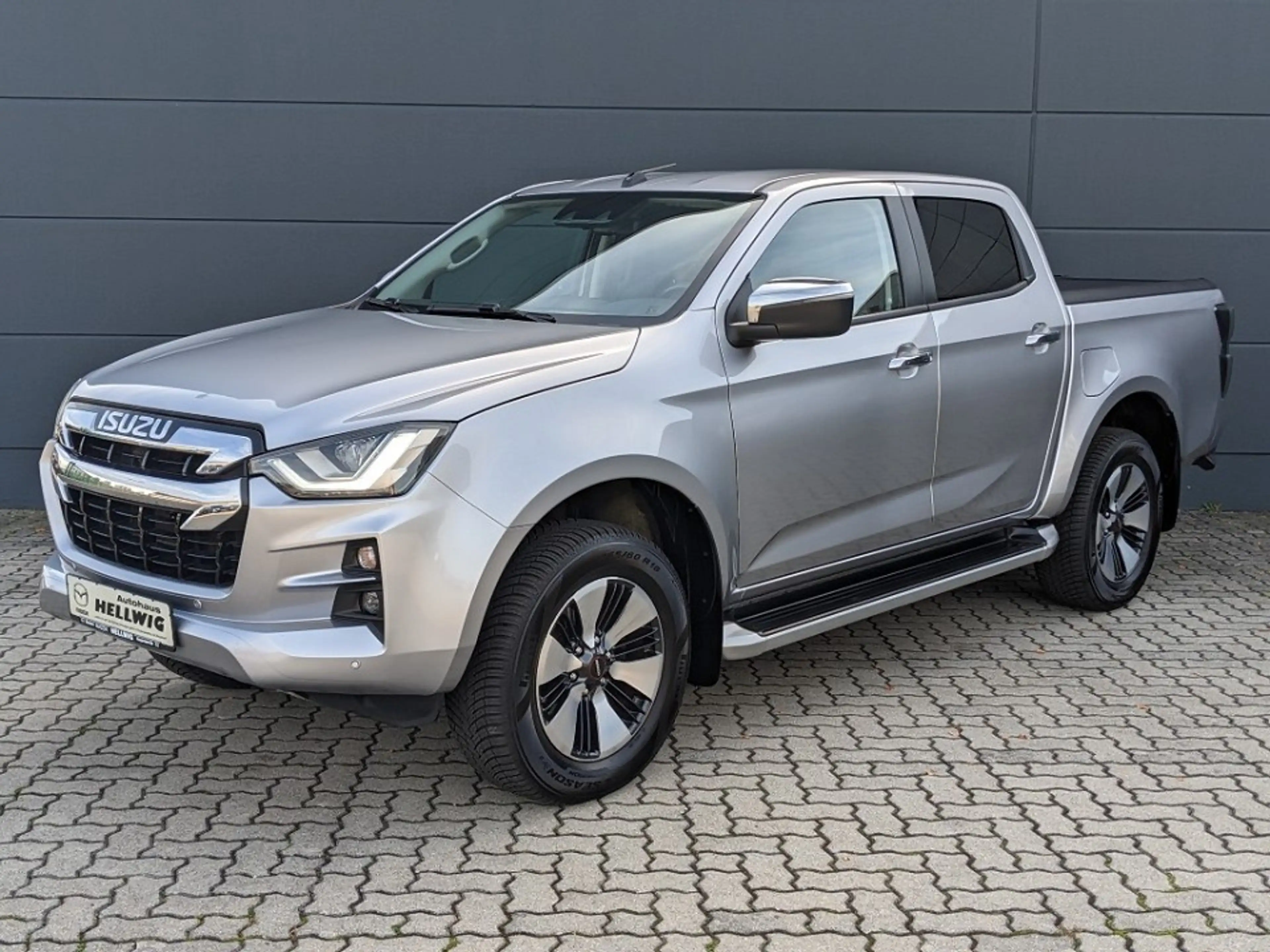 Isuzu D-Max 1.9l TDI Double Cab 4WD LSE AHK Leder Kamera LED — photo 2