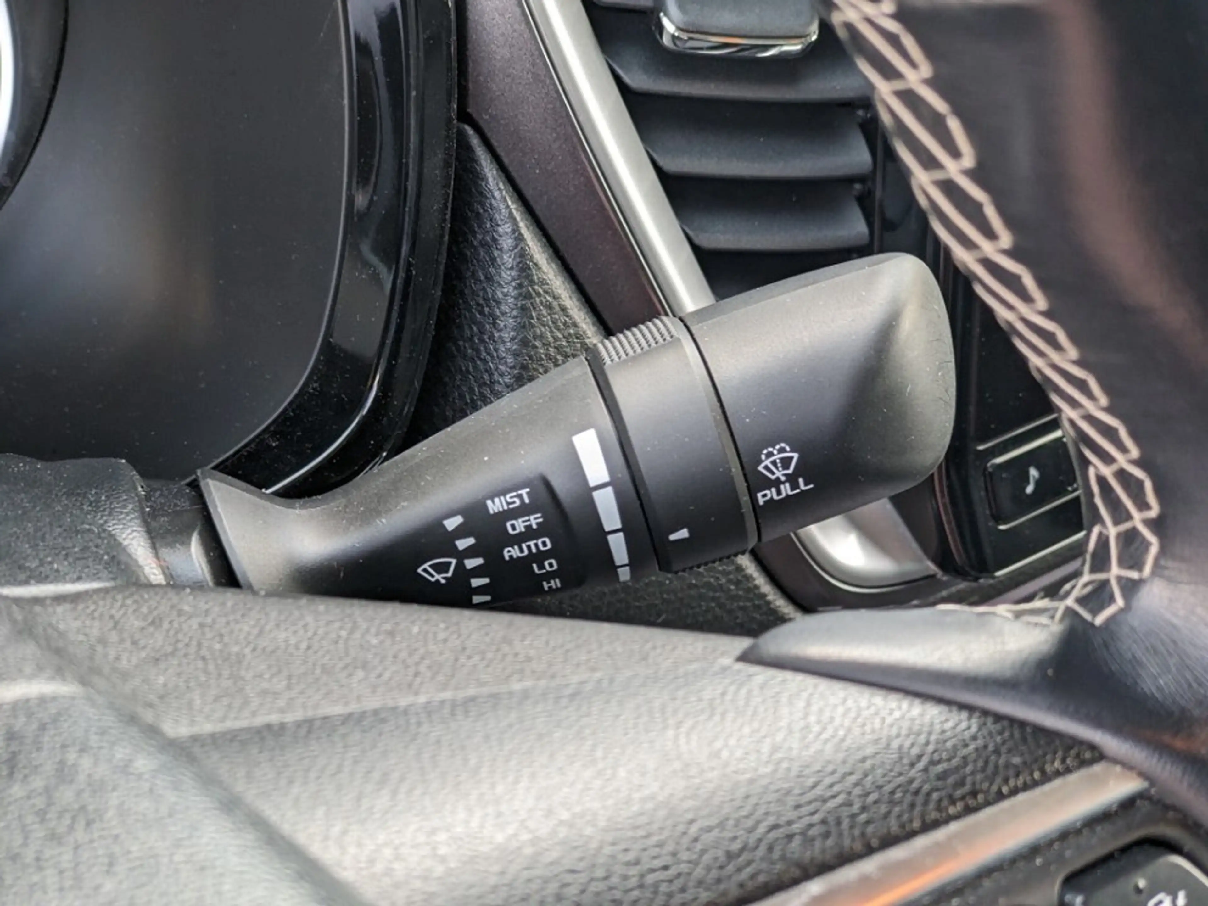 Isuzu D-Max 1.9l TDI Double Cab 4WD LSE AHK Leder Kamera LED — photo 12