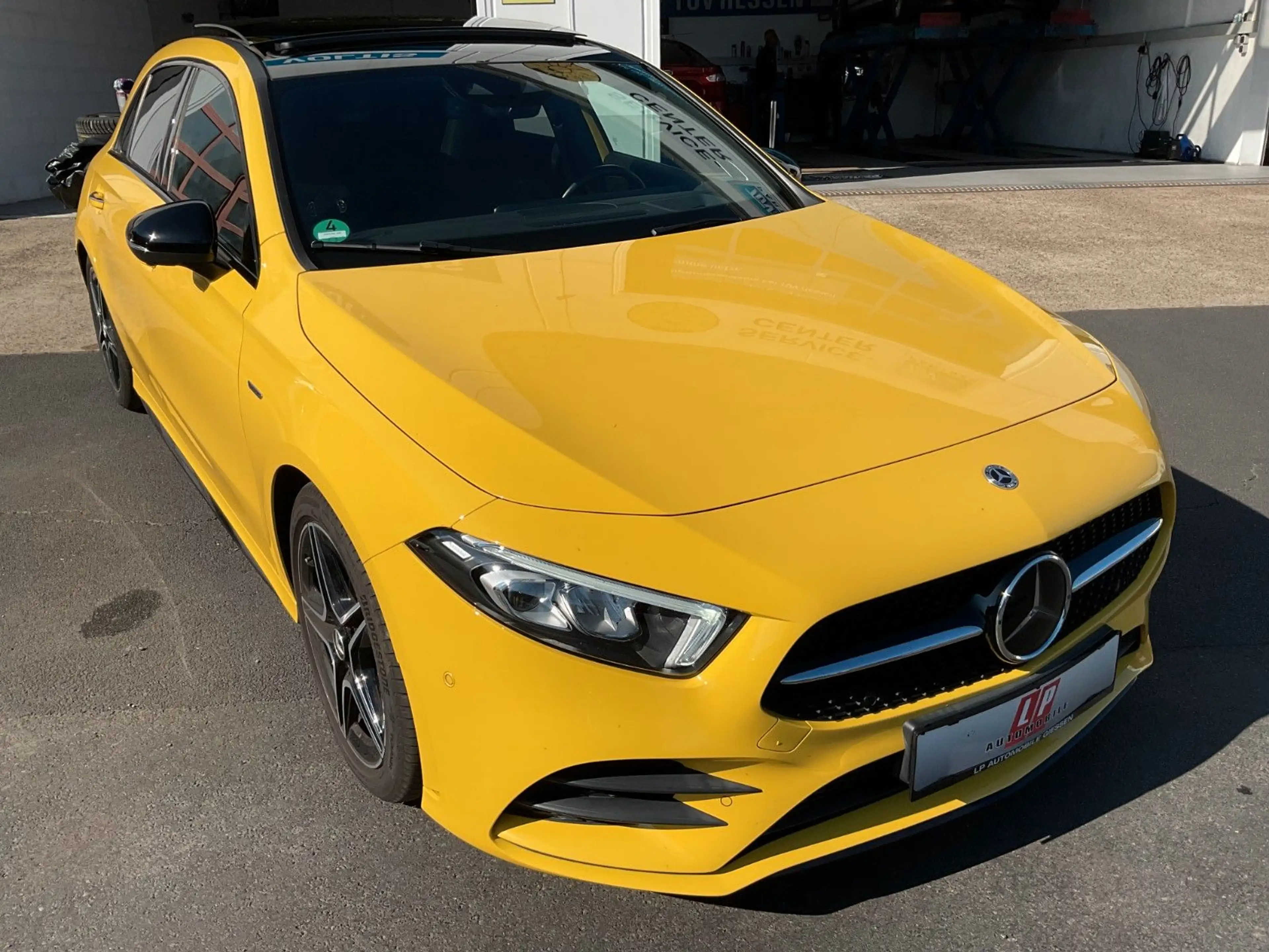 Mercedes-Benz A 250 AMG 4 Matic Panorama Burmester Head-Up — photo 3