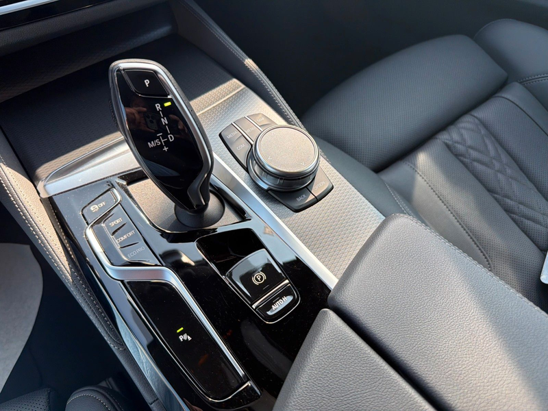 BMW 520 d*xDr*M SPORT PRO*AHK*ACC*HUD* — photo 11