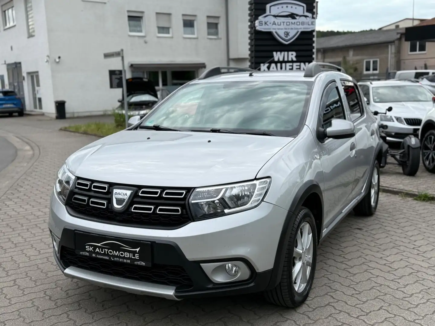 Dacia Sandero Stepway 1.HAND-NAVI-KAMERA-AHK-PDC-TEMPO Szary - 2