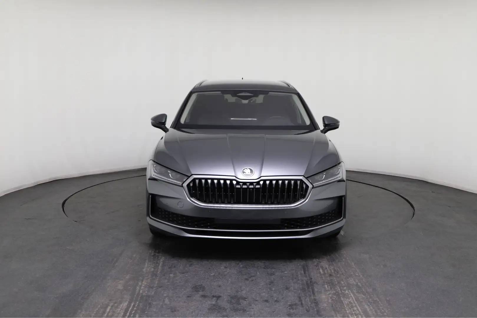 Skoda Superb Combi Top Selection 2.0 TDI 110kW (150 PS) 7-Gang  Szürke - 2