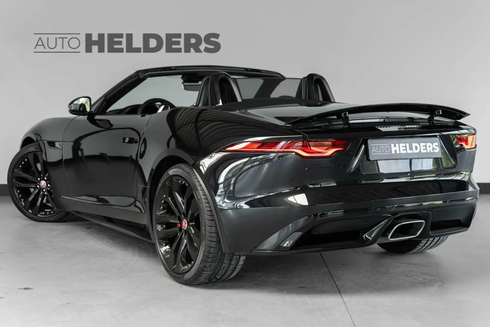 Jaguar F-Type P300 RWD R-Dynamic Black Schwarz - 2