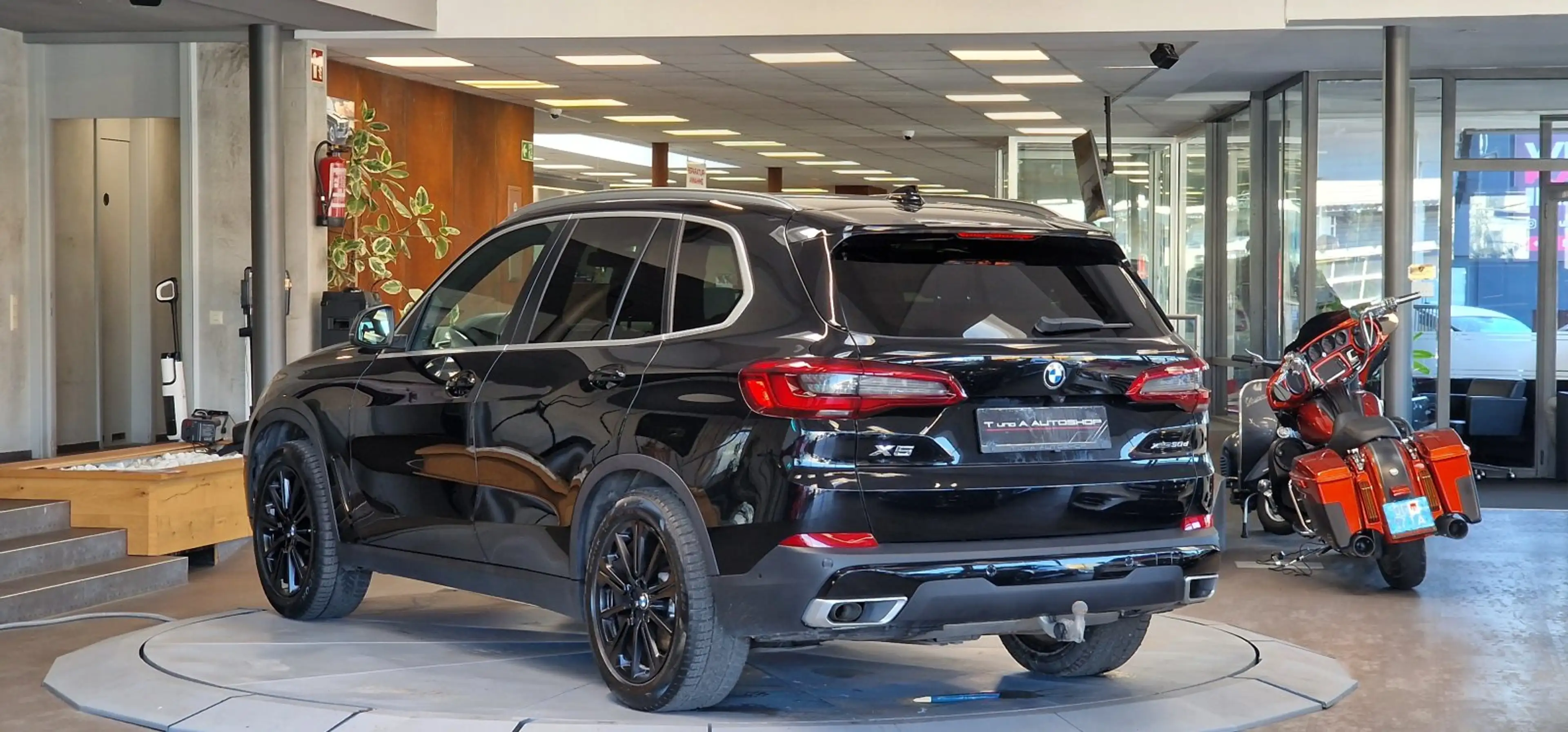 BMW X5 3.0d xDrive 7-Sitzer Aut. *Luftfederung*AHK*Kamera — photo 6