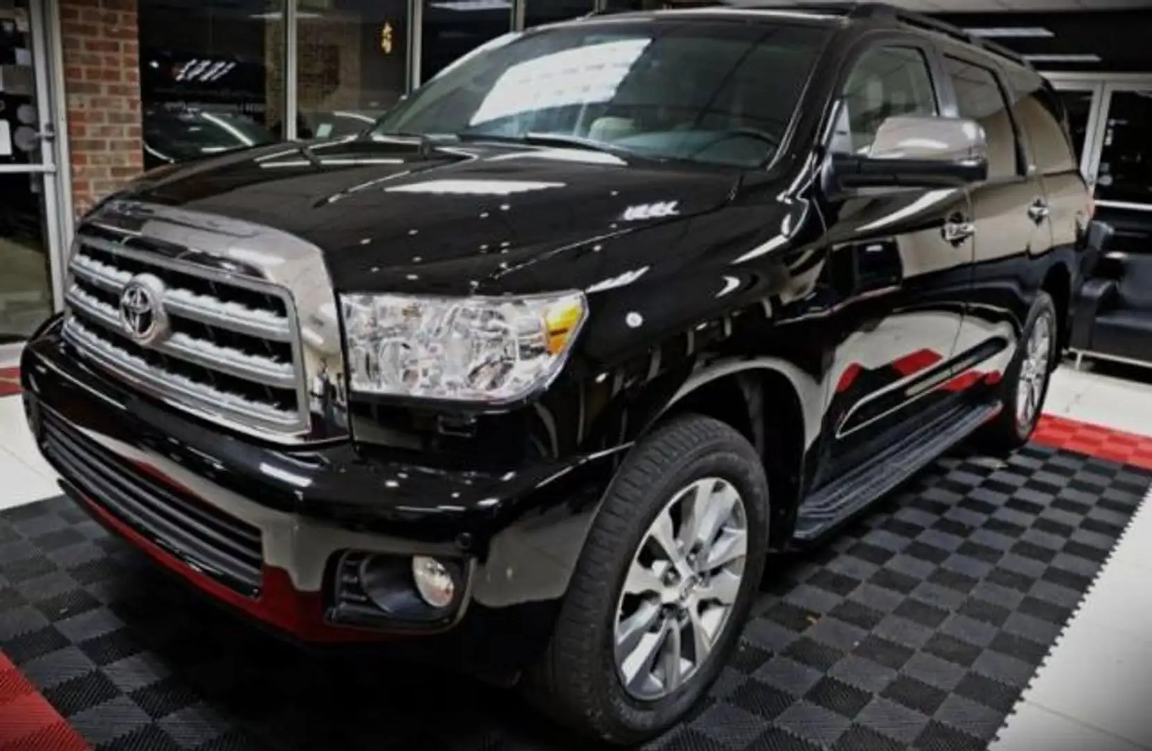 Toyota Sequoia 5.7L V8 4WD Limited Fekete - 1