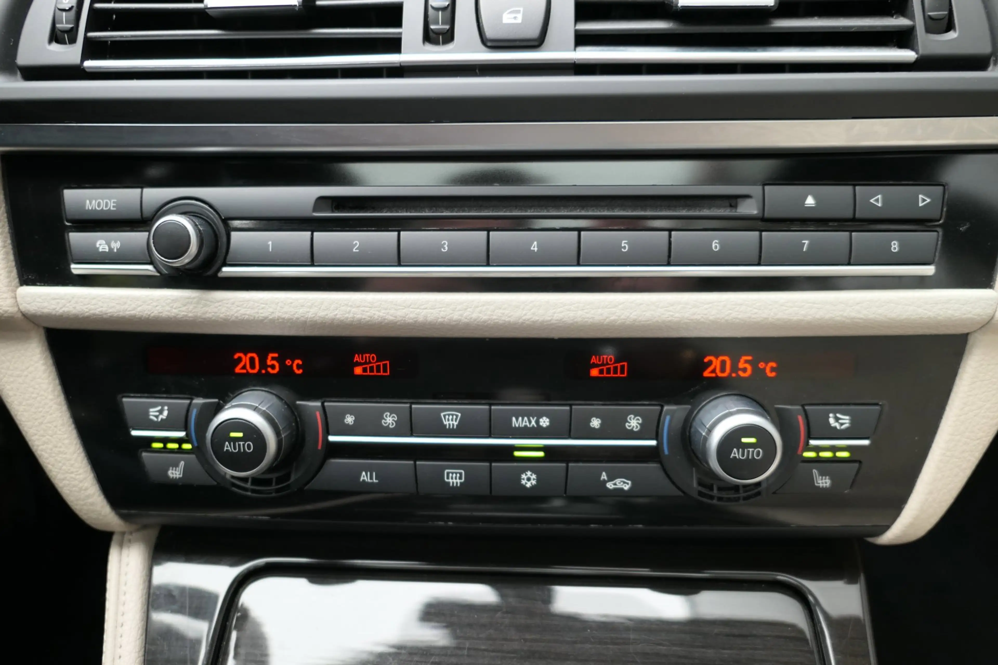 BMW 523 5-serie Touring 523i High Executive NAP Pano Leder — photo 8